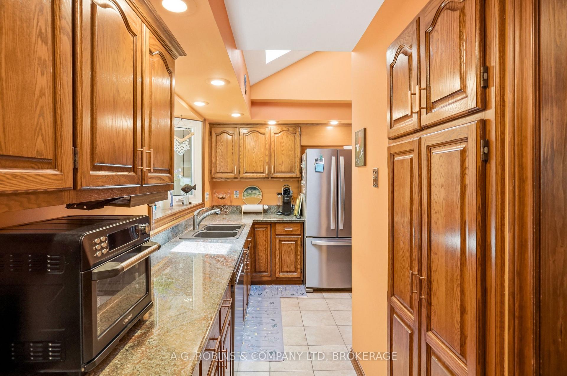 Photo 26 of 10599 Lakeshore Road, Wainfleet, Lakeshore — HOMEH