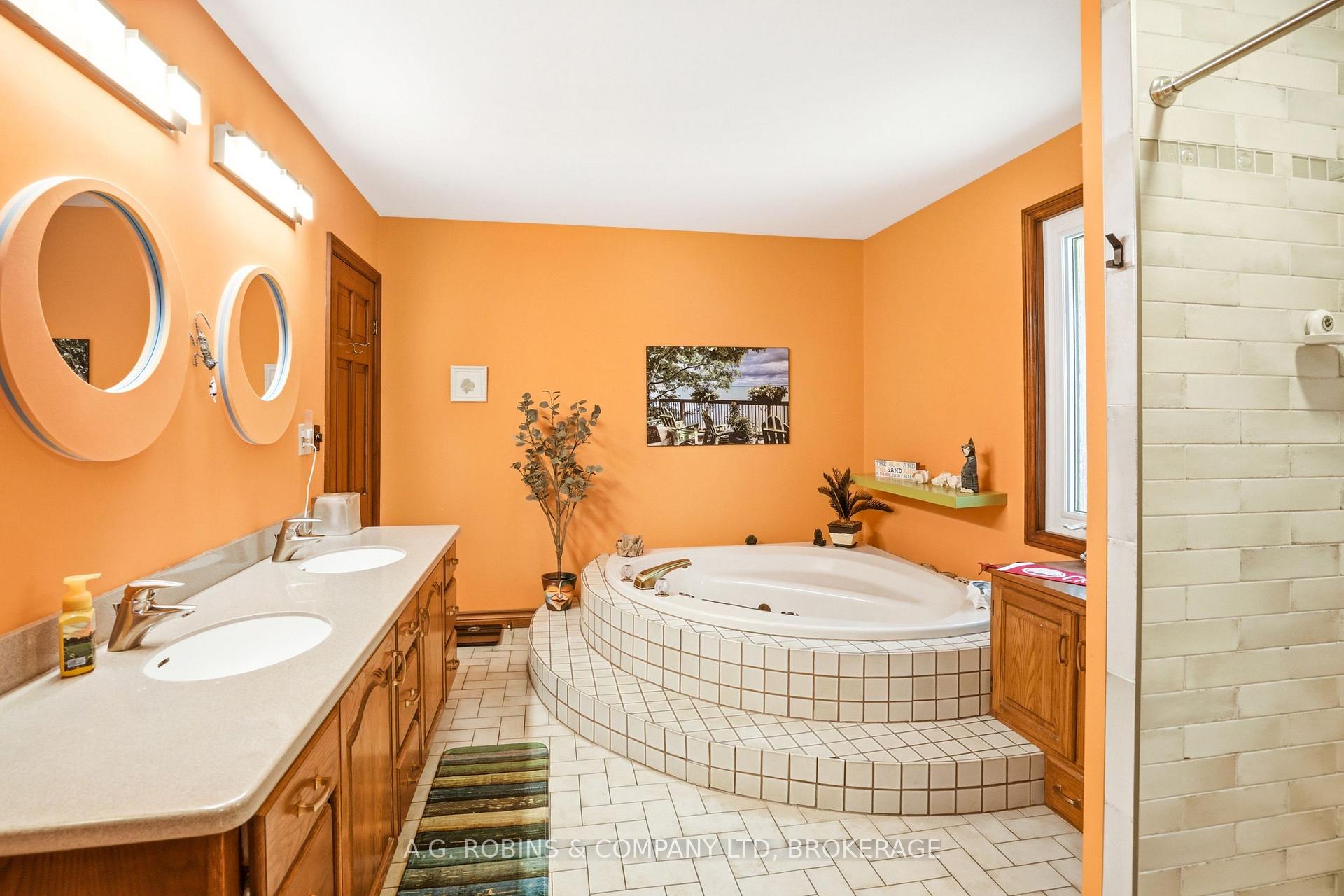 Photo 37 of 10599 Lakeshore Road, Wainfleet, Lakeshore — HOMEH