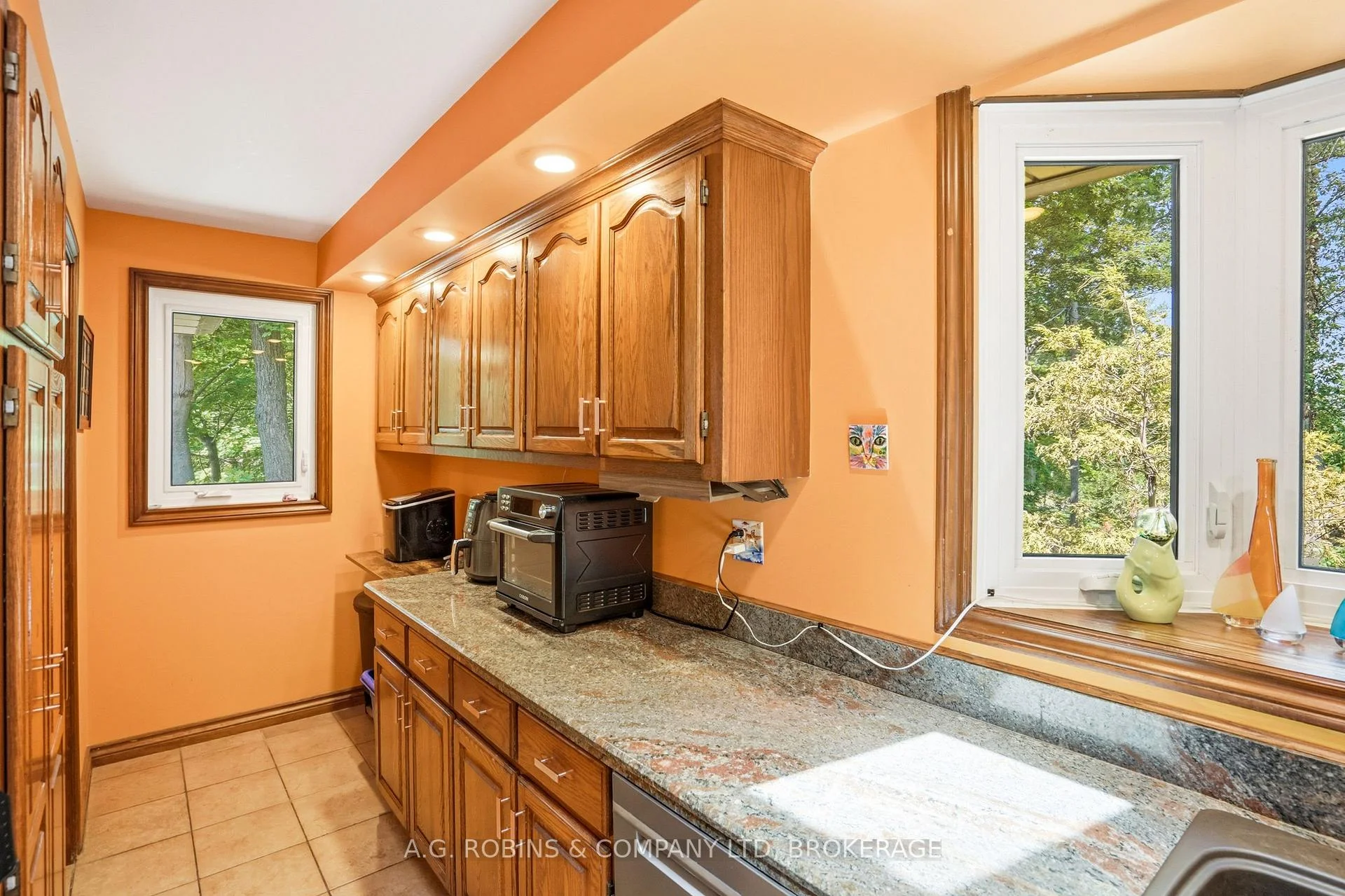 Photo 24 of 10599 Lakeshore Road, Wainfleet, Lakeshore — HOMEH