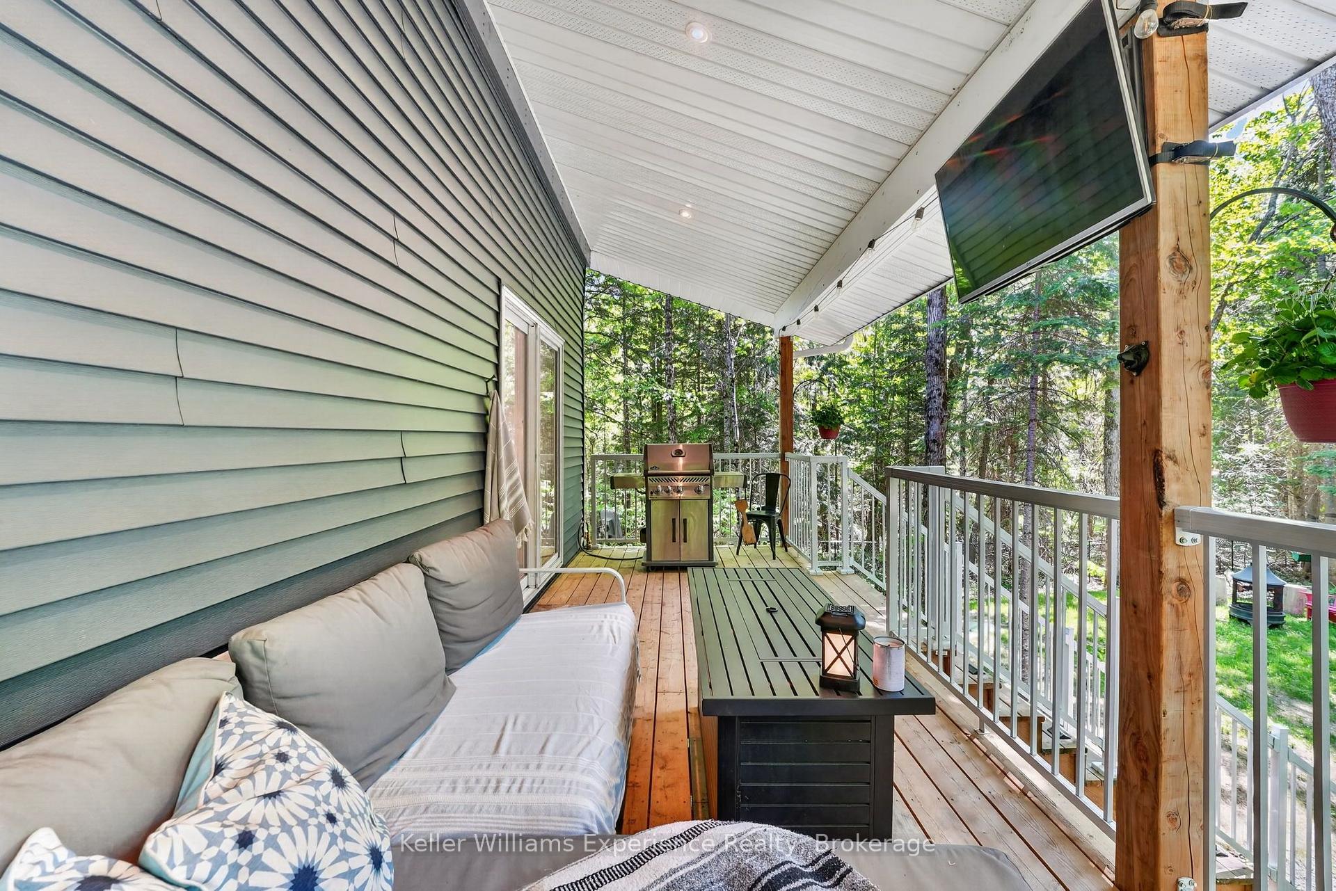 Photo 28 of 1077 Holiday Park Drive, Bracebridge, Macaulay — HOMEH