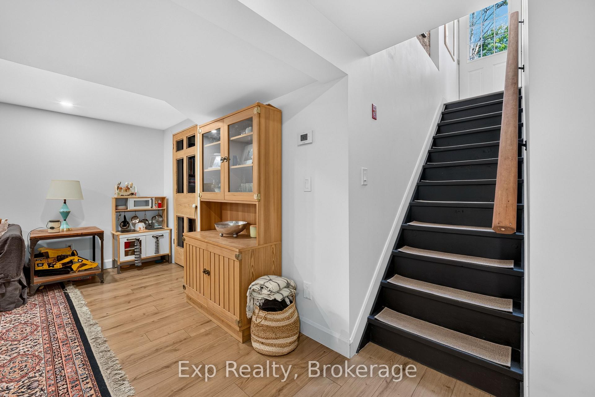 Photo 20 of 22625 Loyalist Parkway, Quinte West, Murray Ward — HOMEH