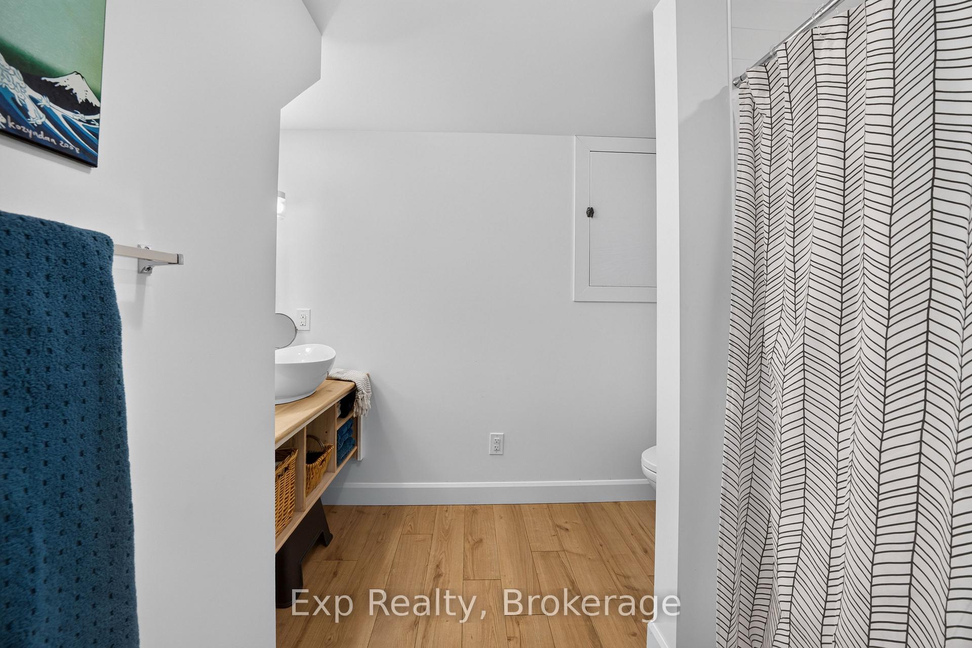 Photo 23 of 22625 Loyalist Parkway, Quinte West, Murray Ward — HOMEH