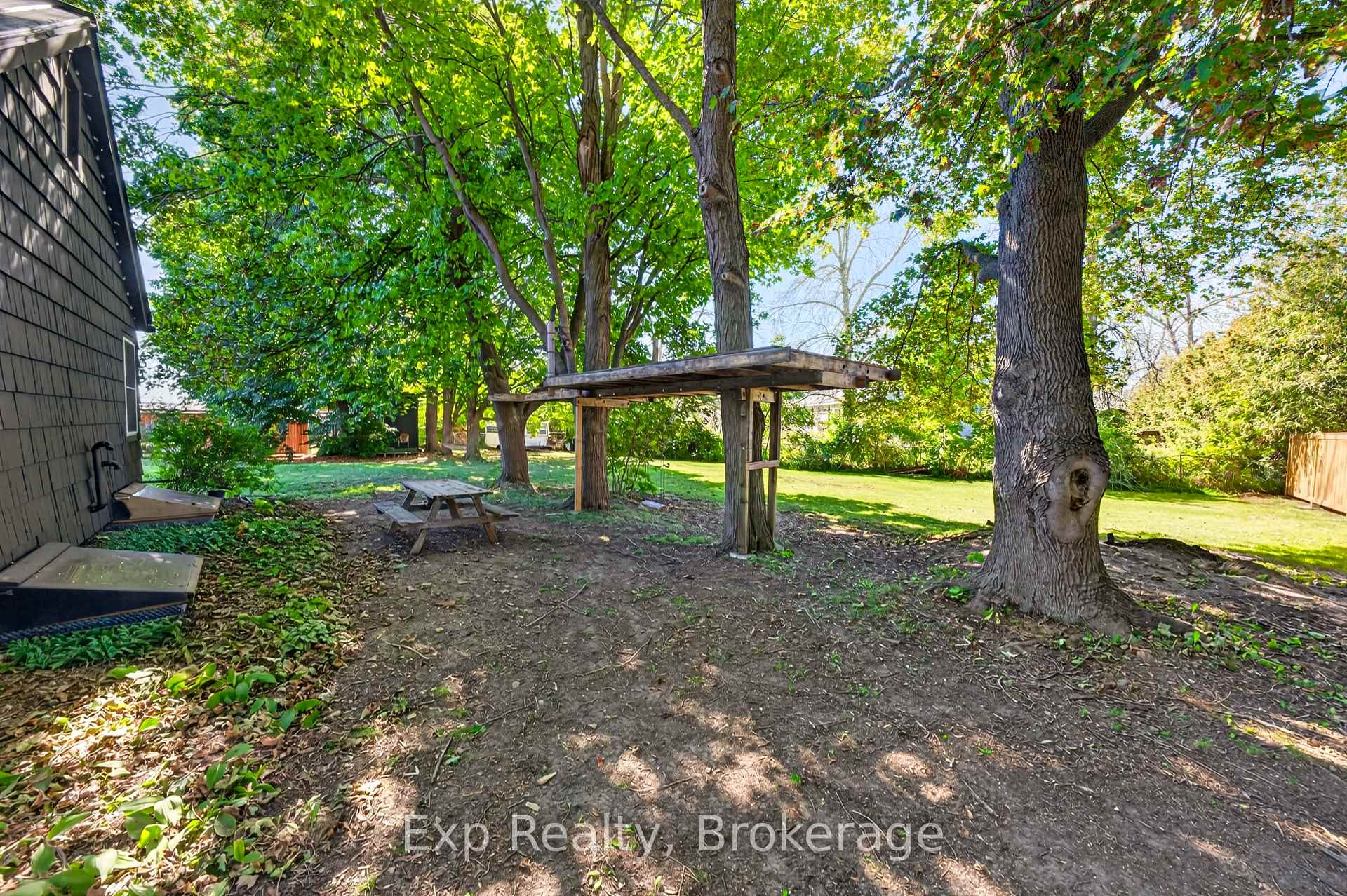 Photo 27 of 22625 Loyalist Parkway, Quinte West, Murray Ward — HOMEH