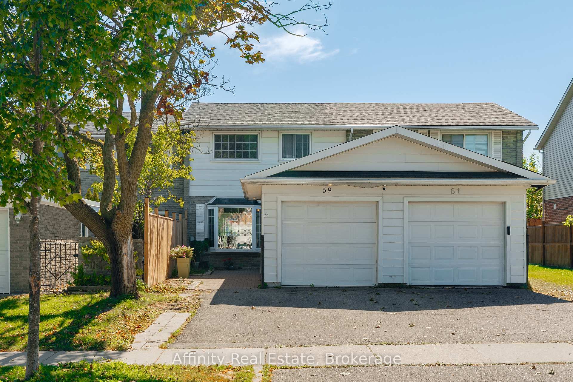 Photo 1 of 59 Ralgreen Crescent, Kitchener, Victoria Hills — HOMEH