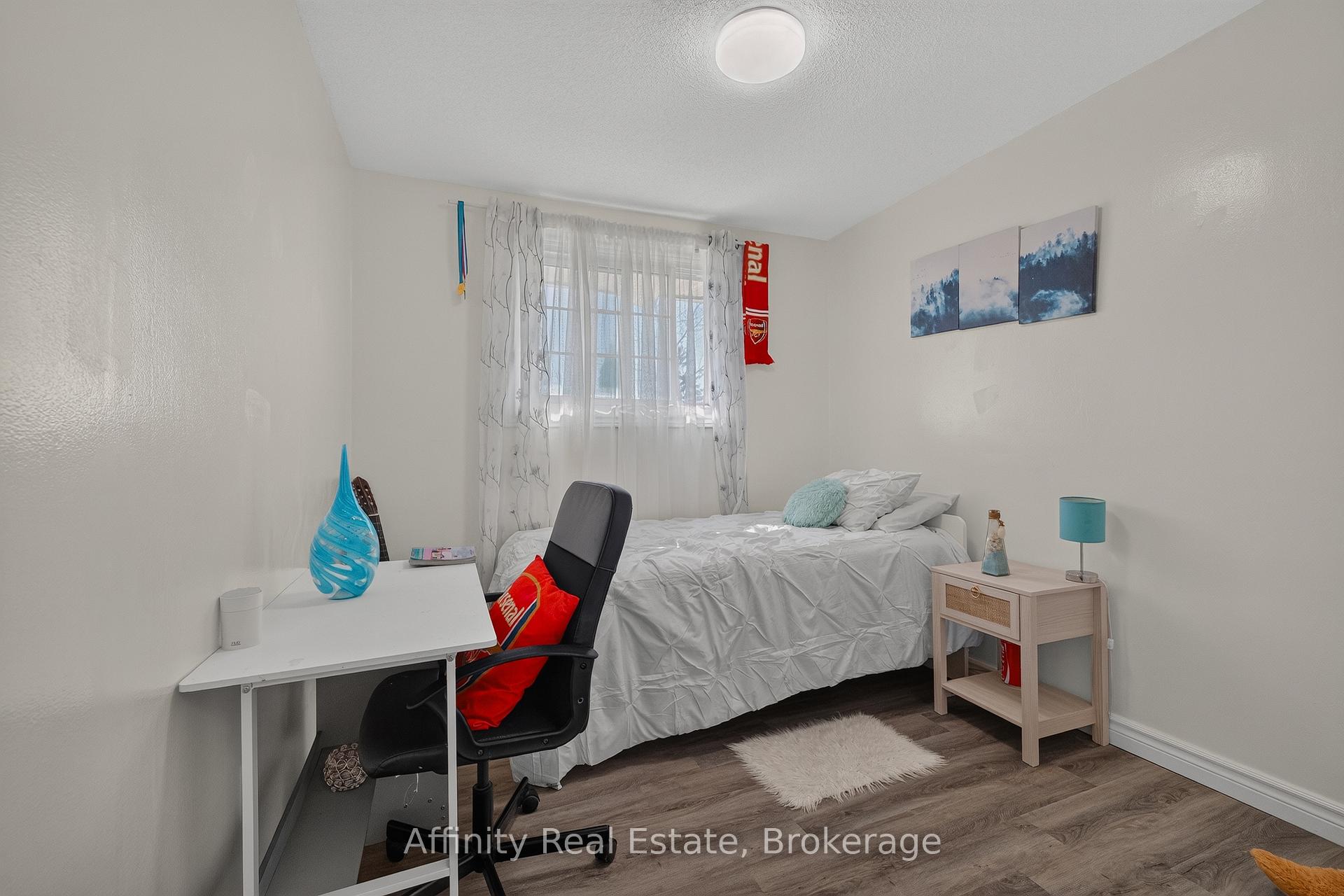 Photo 24 of 59 Ralgreen Crescent, Kitchener, Victoria Hills — HOMEH