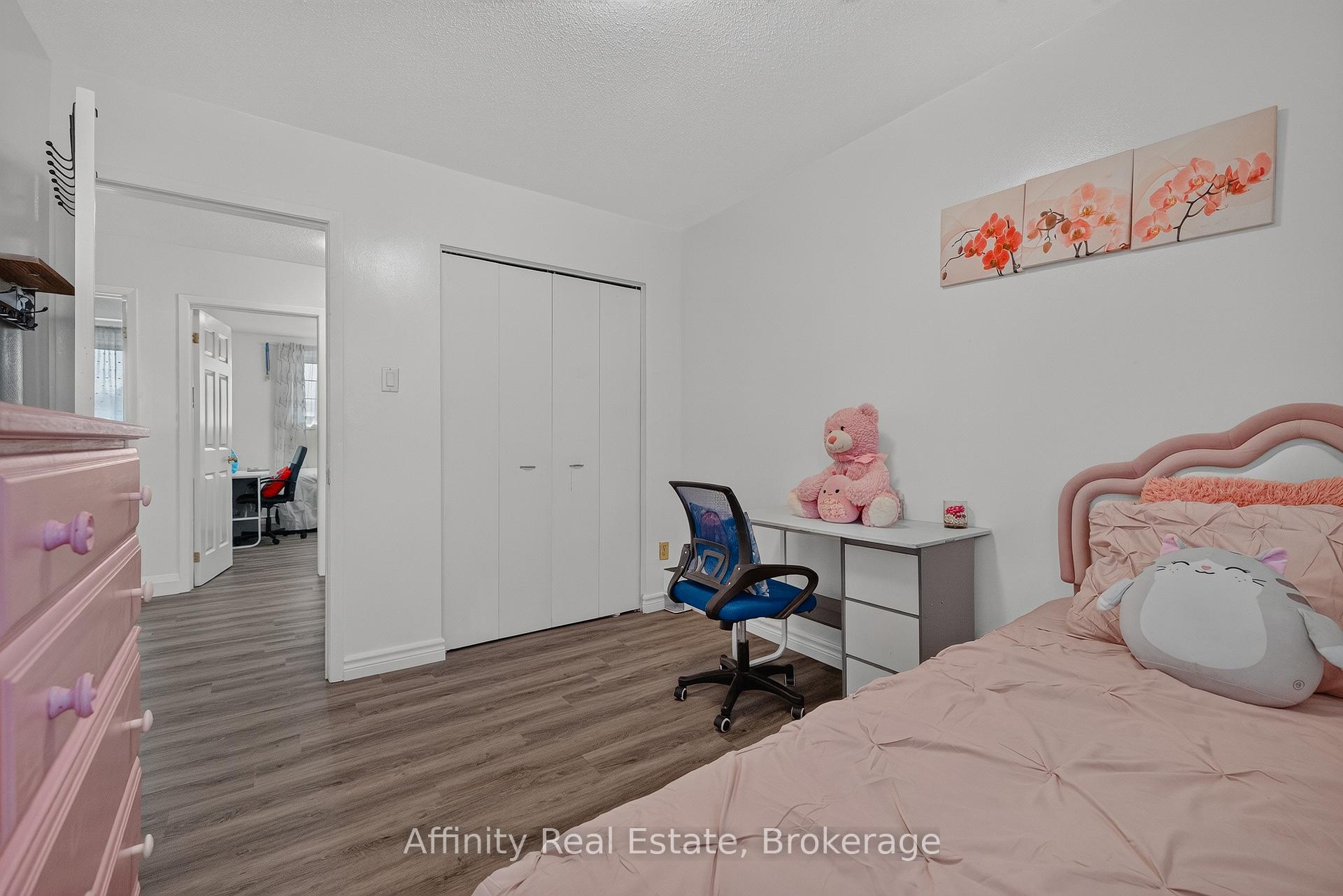 Photo 26 of 59 Ralgreen Crescent, Kitchener, Victoria Hills — HOMEH