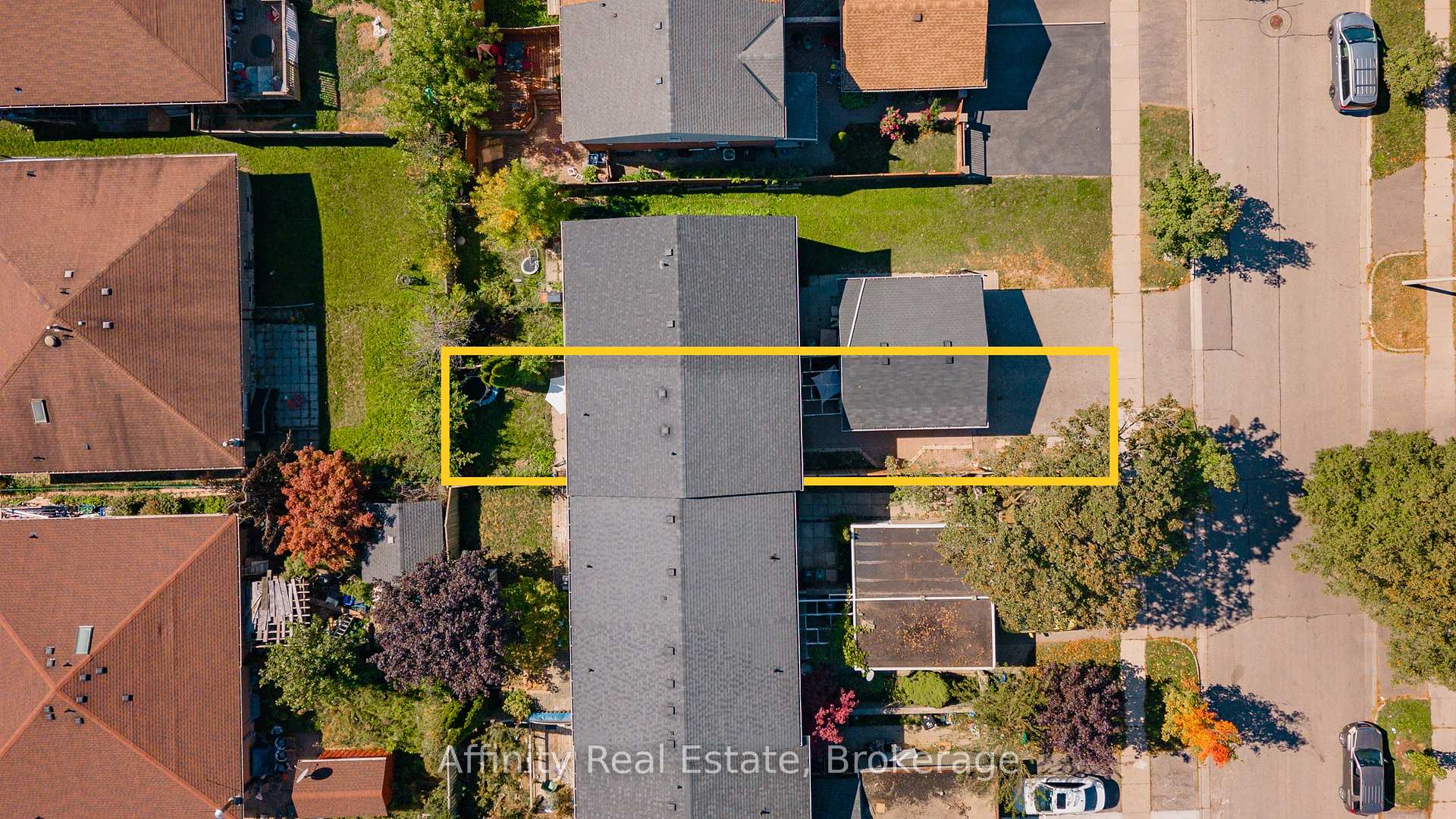 Photo 36 of 59 Ralgreen Crescent, Kitchener, Victoria Hills — HOMEH