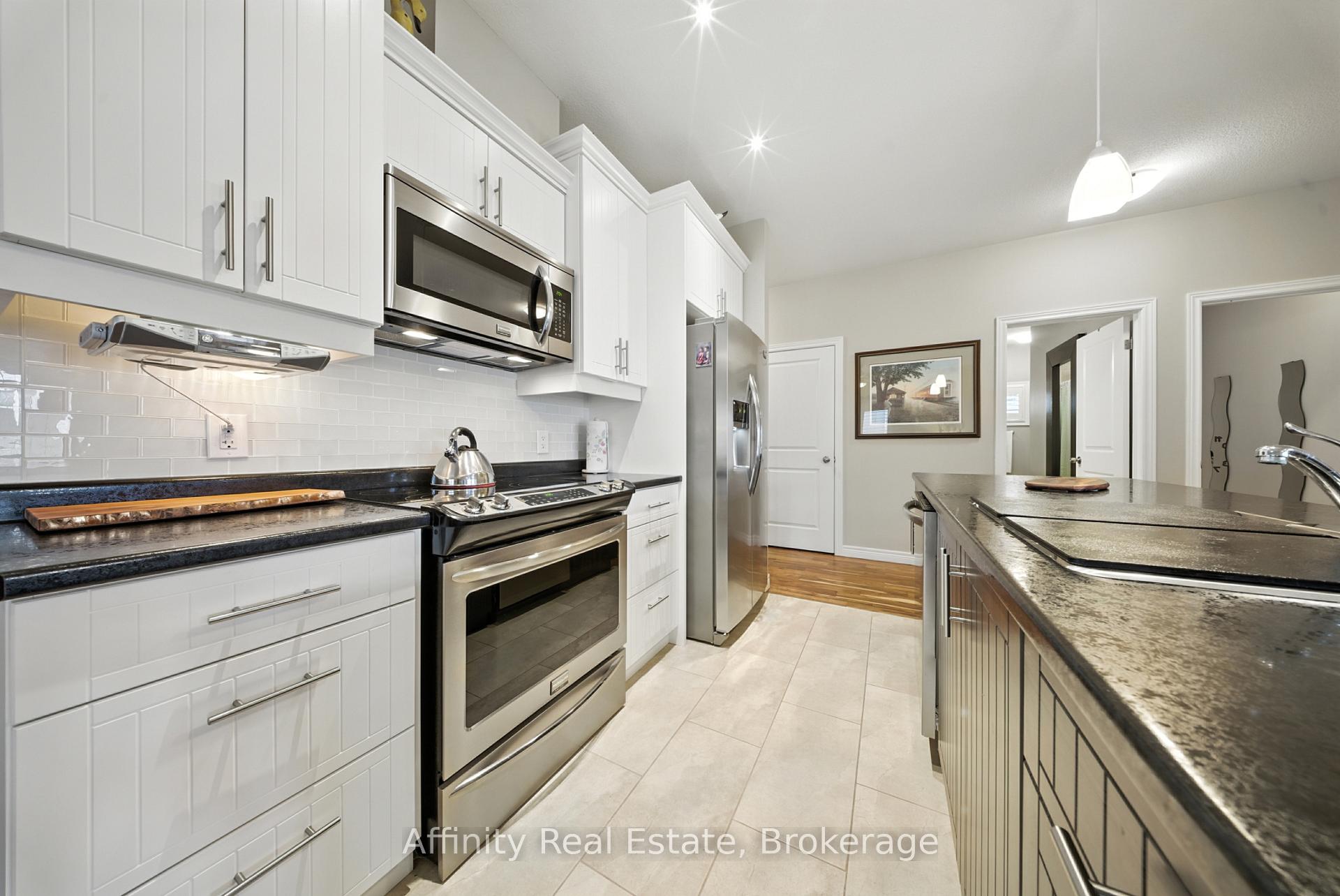 Photo 11 of 257 Donly Drive S, Norfolk, Simcoe — HOMEH