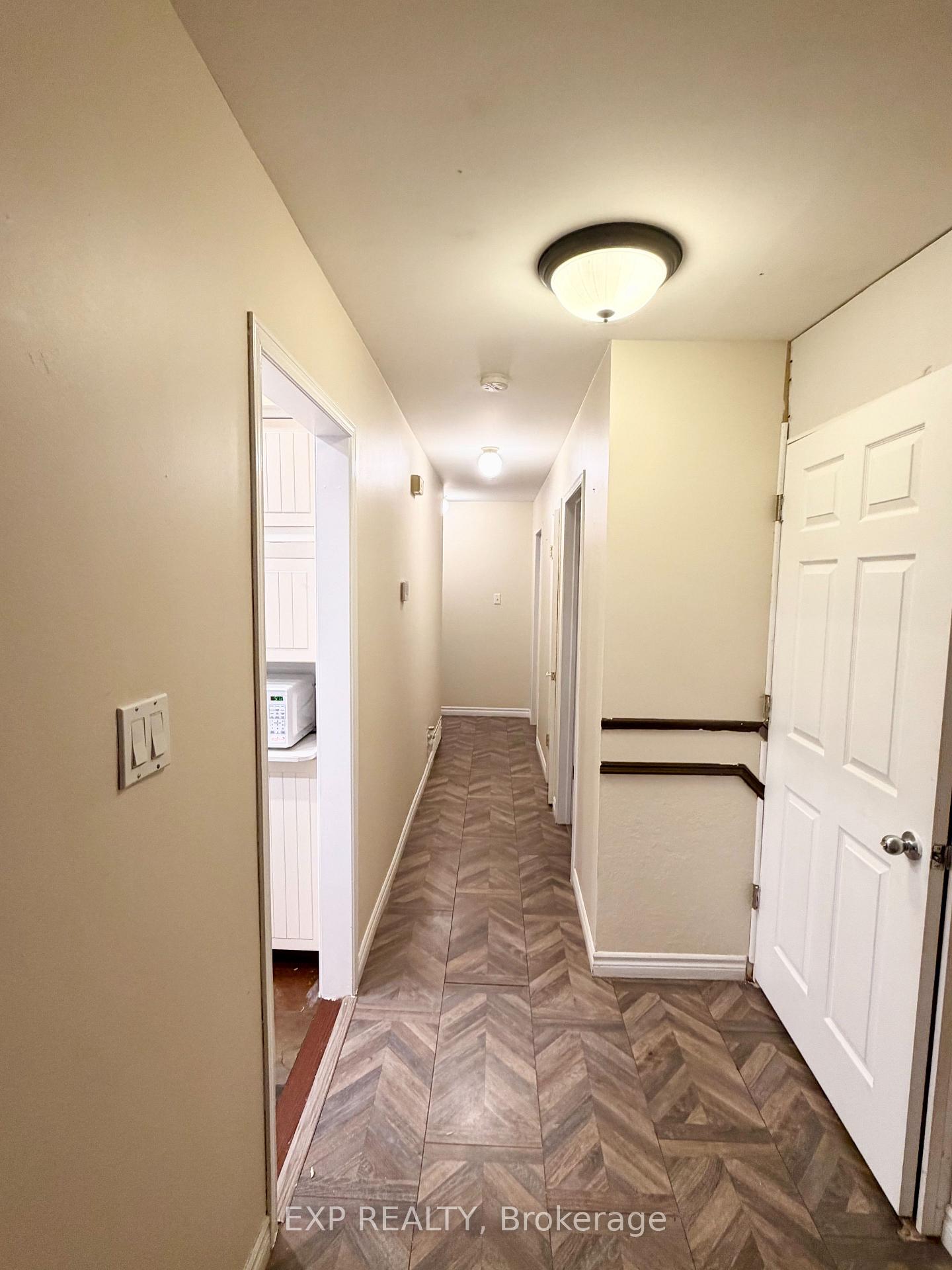 Photo 12 of Unit Upper, 119 Ingleside Drive, Kitchener, Victoria Hills — HOMEH
