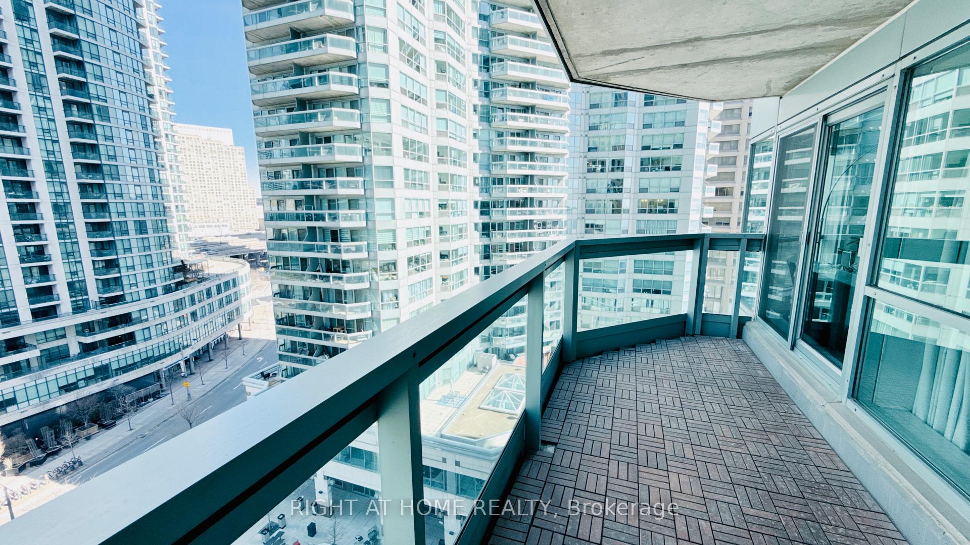 Photo 15 of Unit 1012, 10 Queens Quay W, Toronto, Waterfront Communities — HOMEH