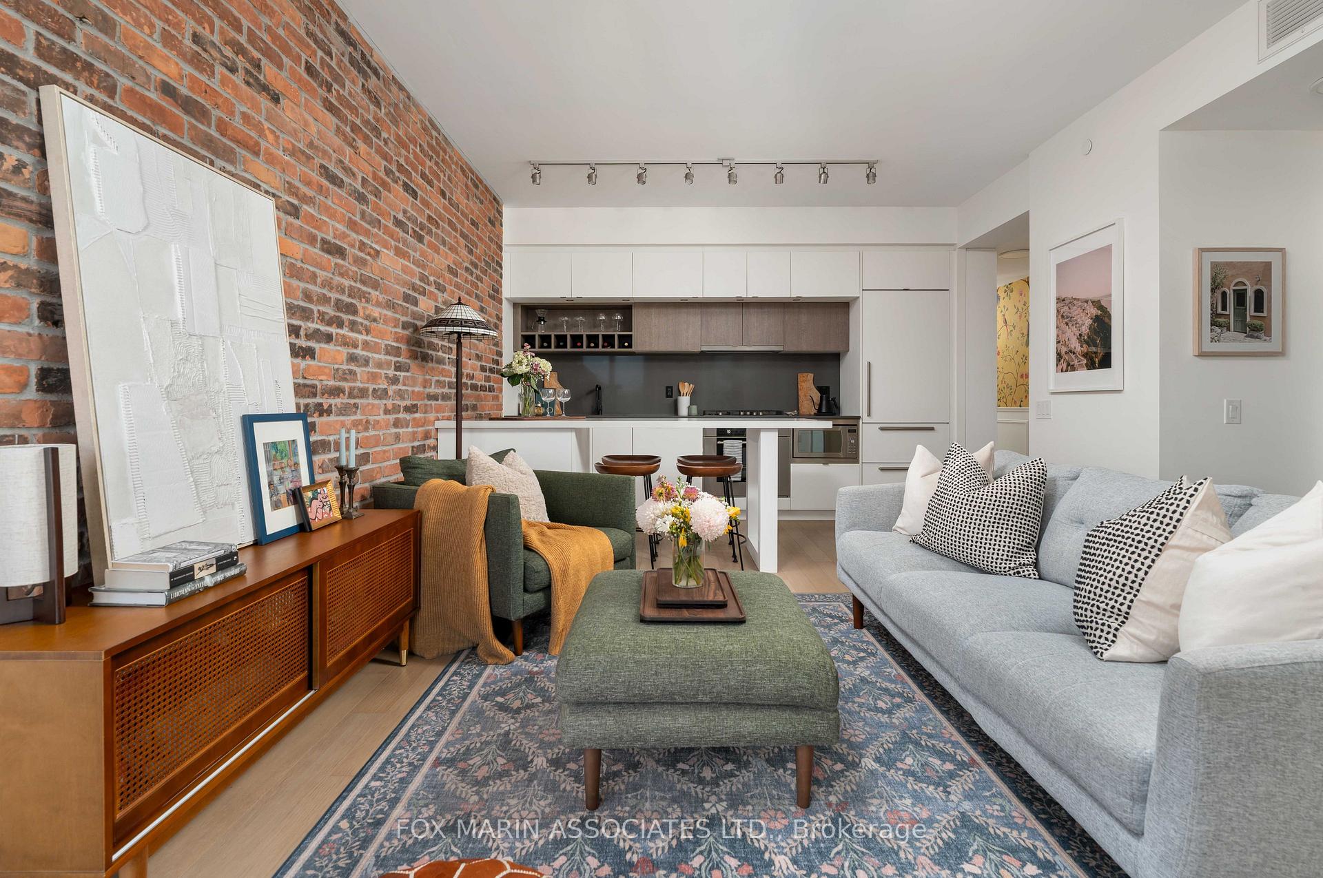 Photo 5 of Unit 512, 138 St Helens Avenue, Toronto, Dufferin Grove — HOMEH
