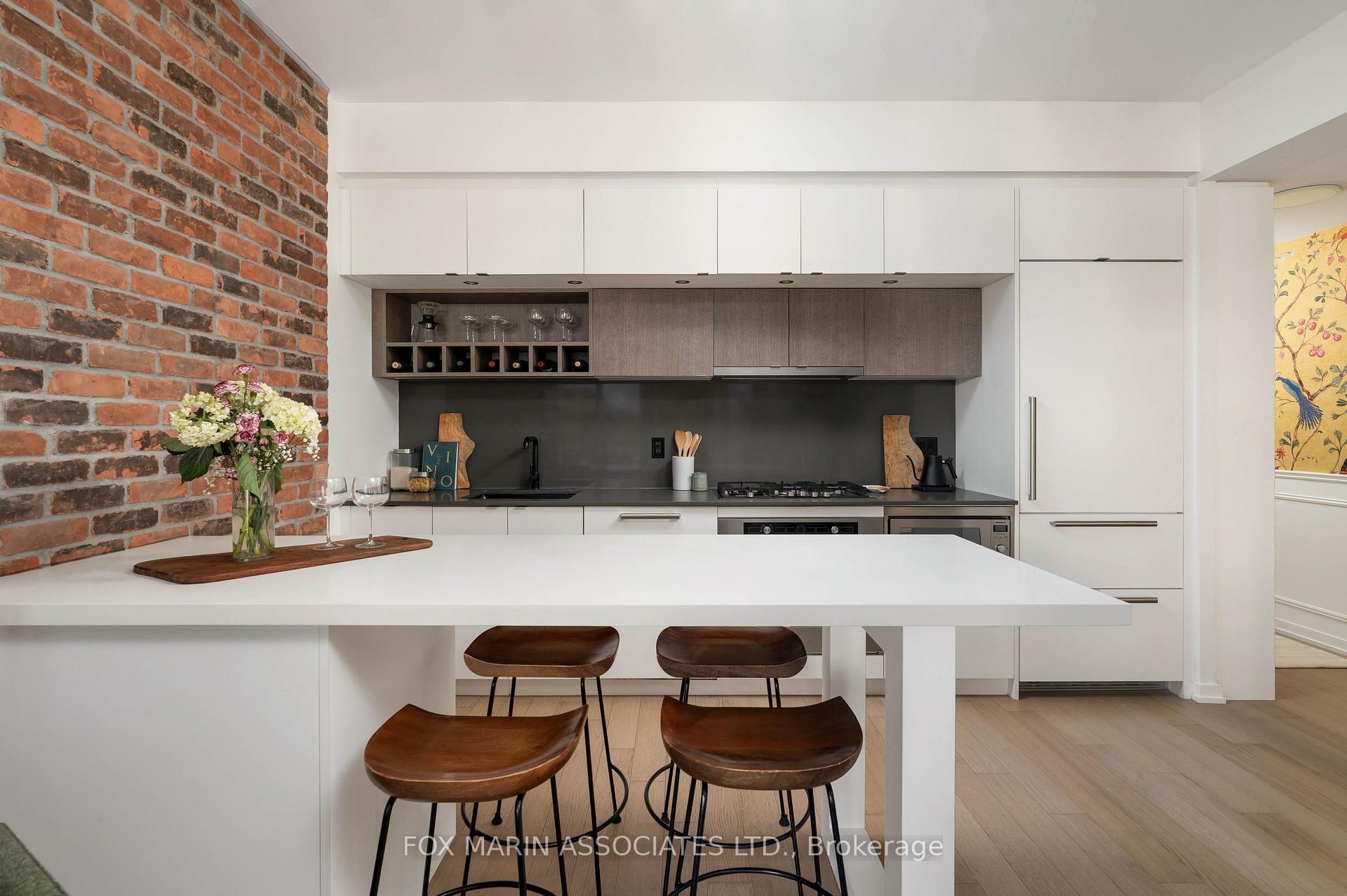 Photo 6 of Unit 512, 138 St Helens Avenue, Toronto, Dufferin Grove — HOMEH