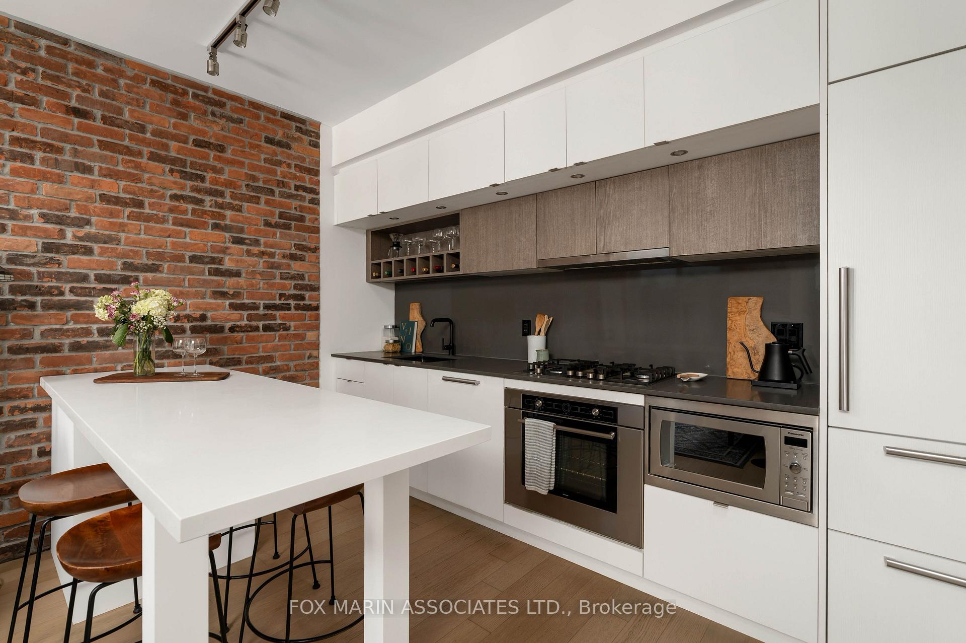 Photo 9 of Unit 512, 138 St Helens Avenue, Toronto, Dufferin Grove — HOMEH