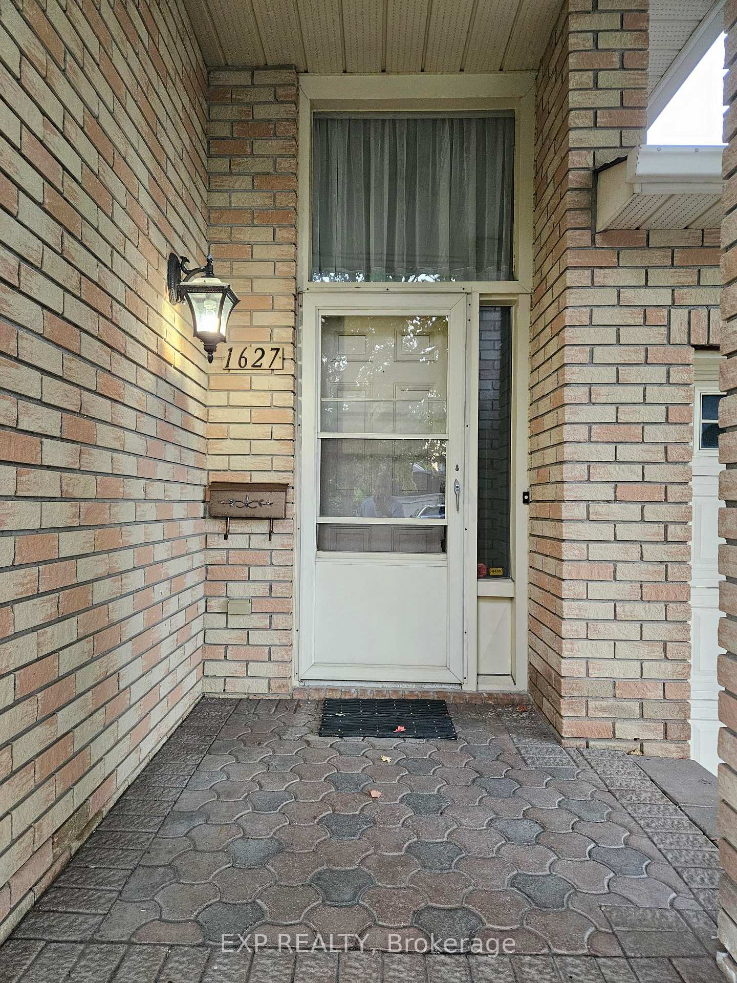 Photo 4 of 1627 Boyer Road, Ottawa, Chateauneuf — HOMEH