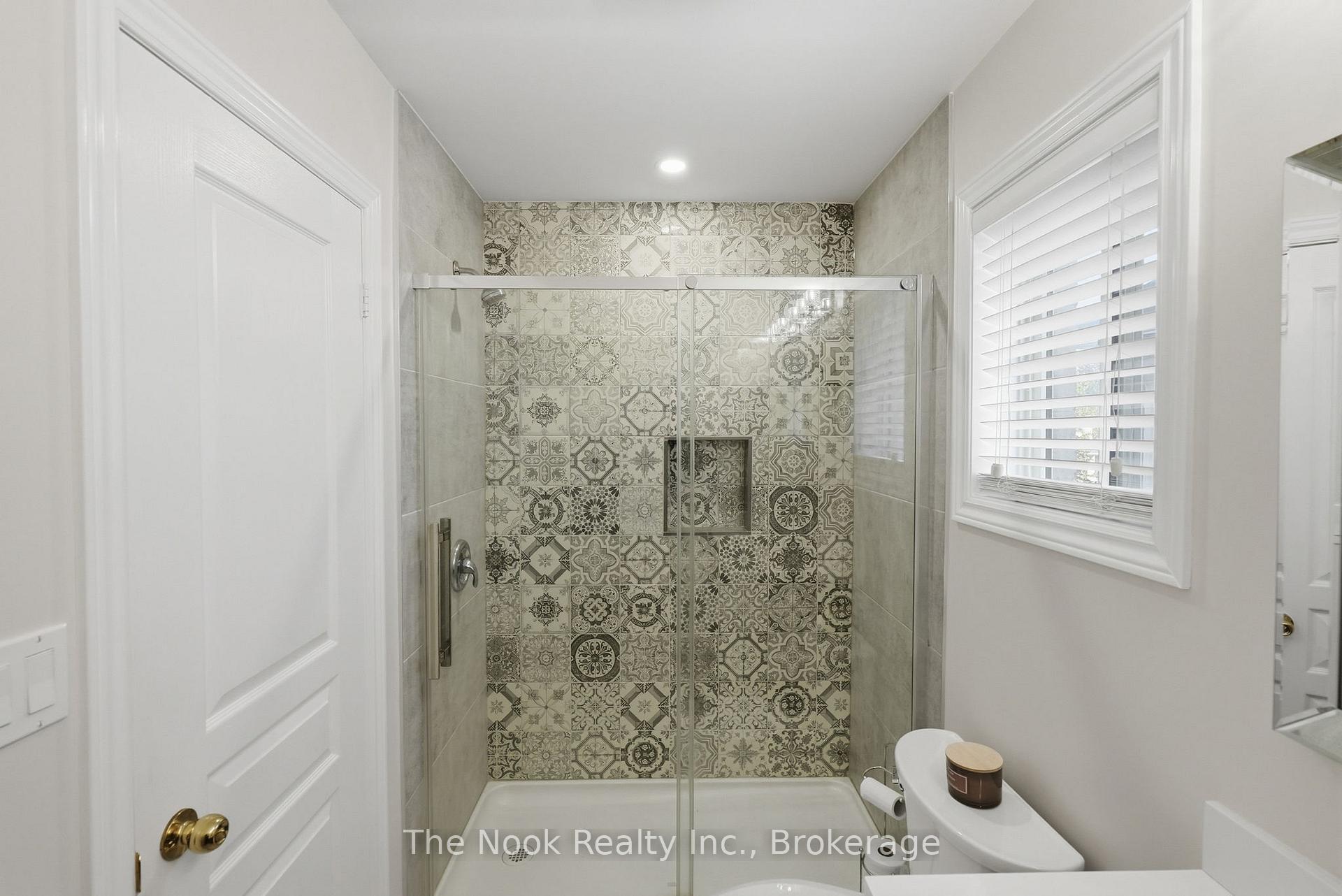 Photo 29 of 134 Second Avenue, Uxbridge — HOMEH