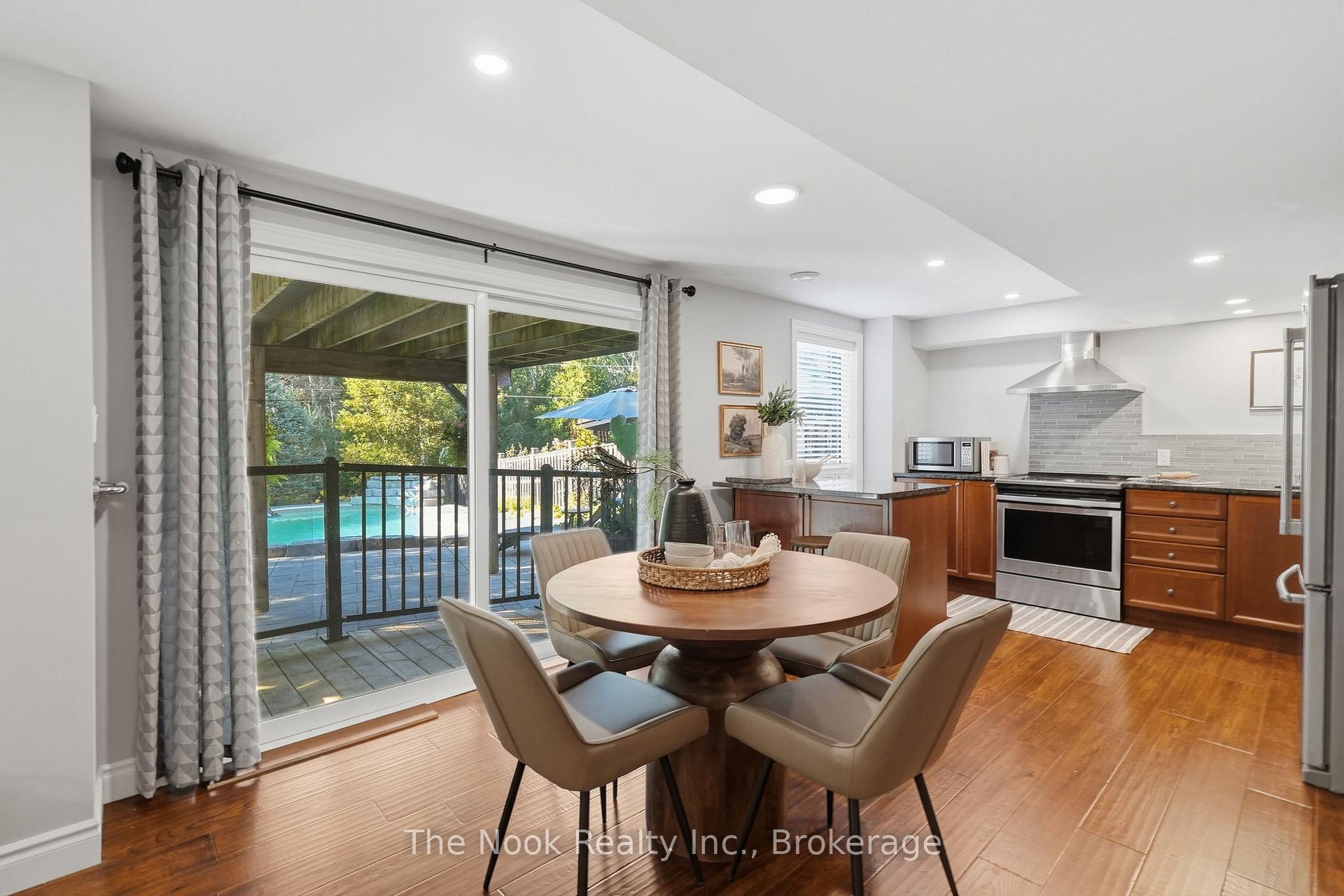 Photo 35 of 134 Second Avenue, Uxbridge — HOMEH
