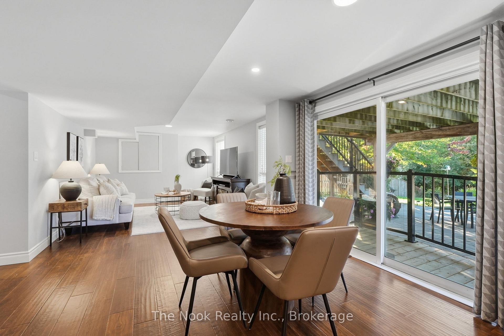 Photo 38 of 134 Second Avenue, Uxbridge — HOMEH