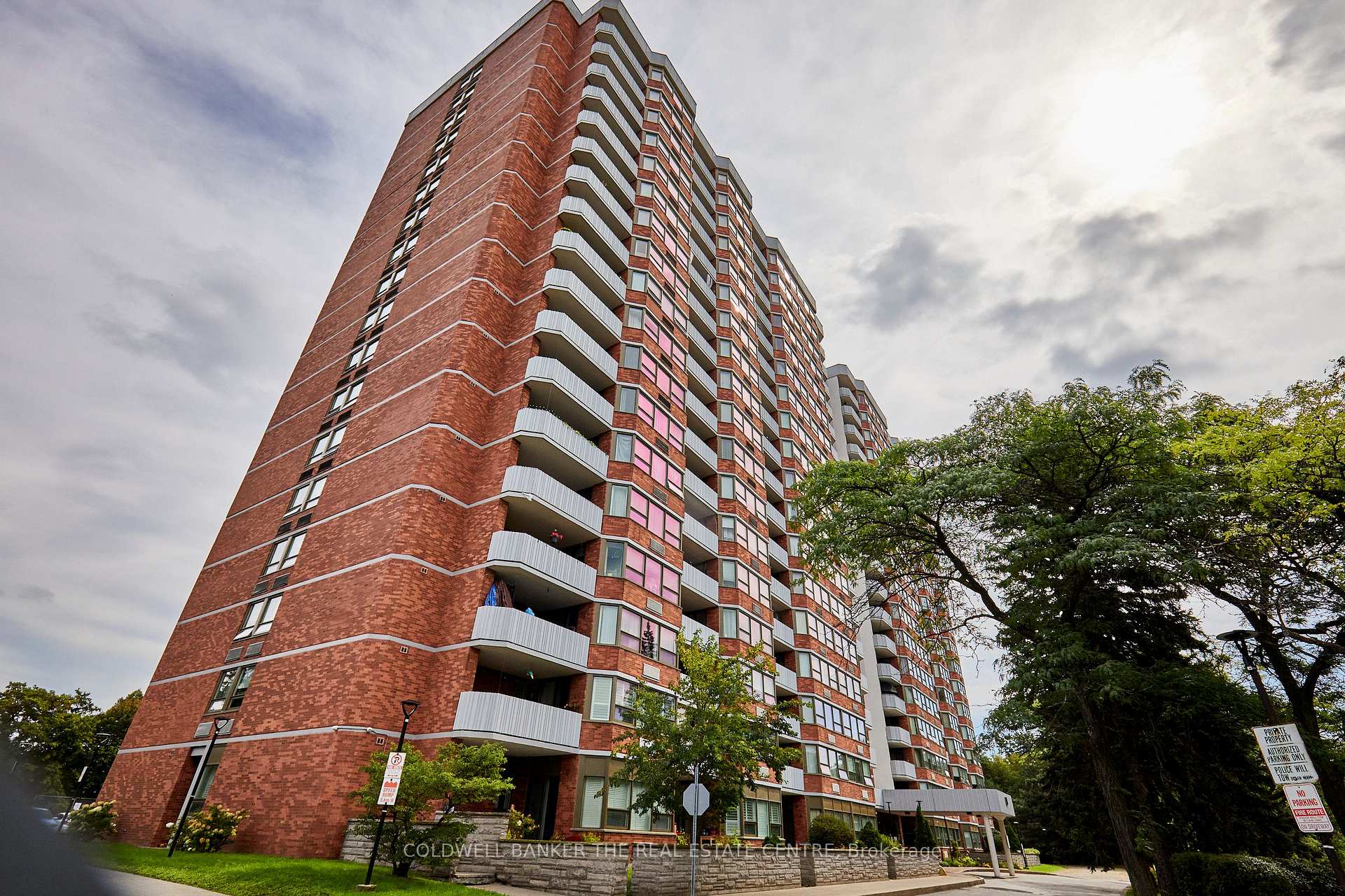 Photo 1 of Unit 202, 121 Ling Road, Scarborough, West Hill — HOMEH
