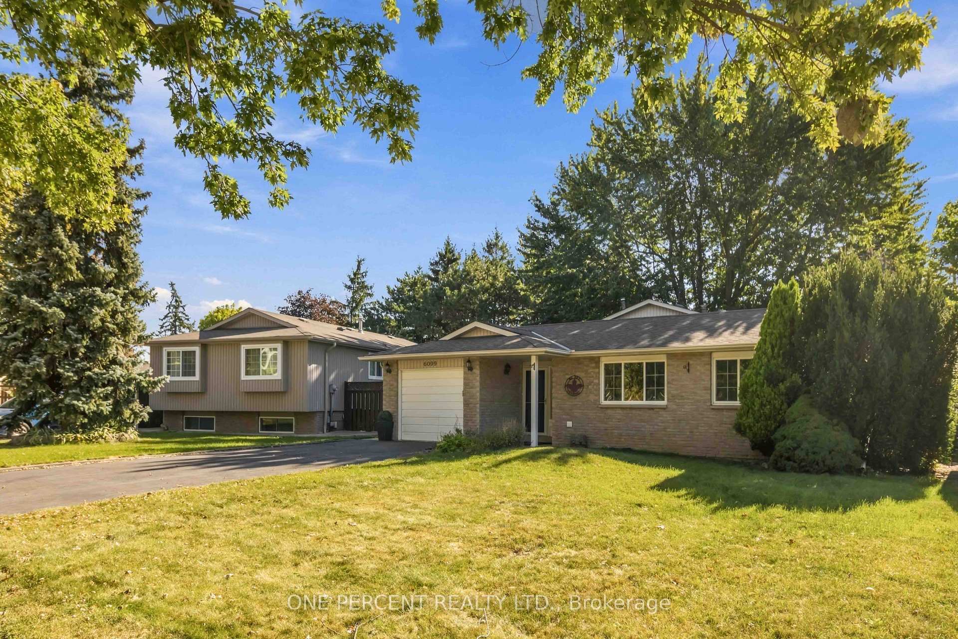 Photo 2 of 6099 Starfield Crescent, Mississauga, Meadowvale — HOMEH