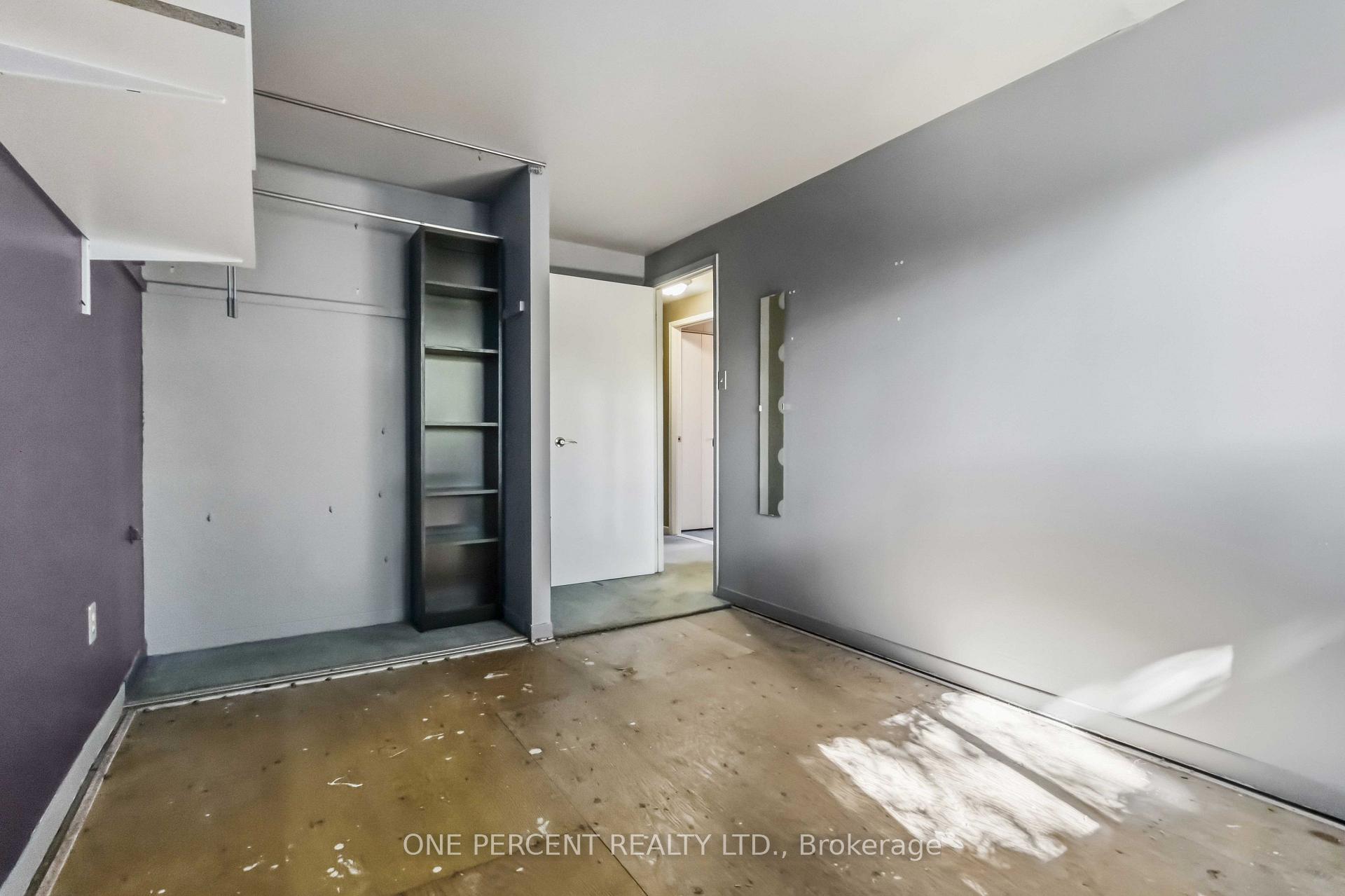Photo 17 of 6099 Starfield Crescent, Mississauga, Meadowvale — HOMEH