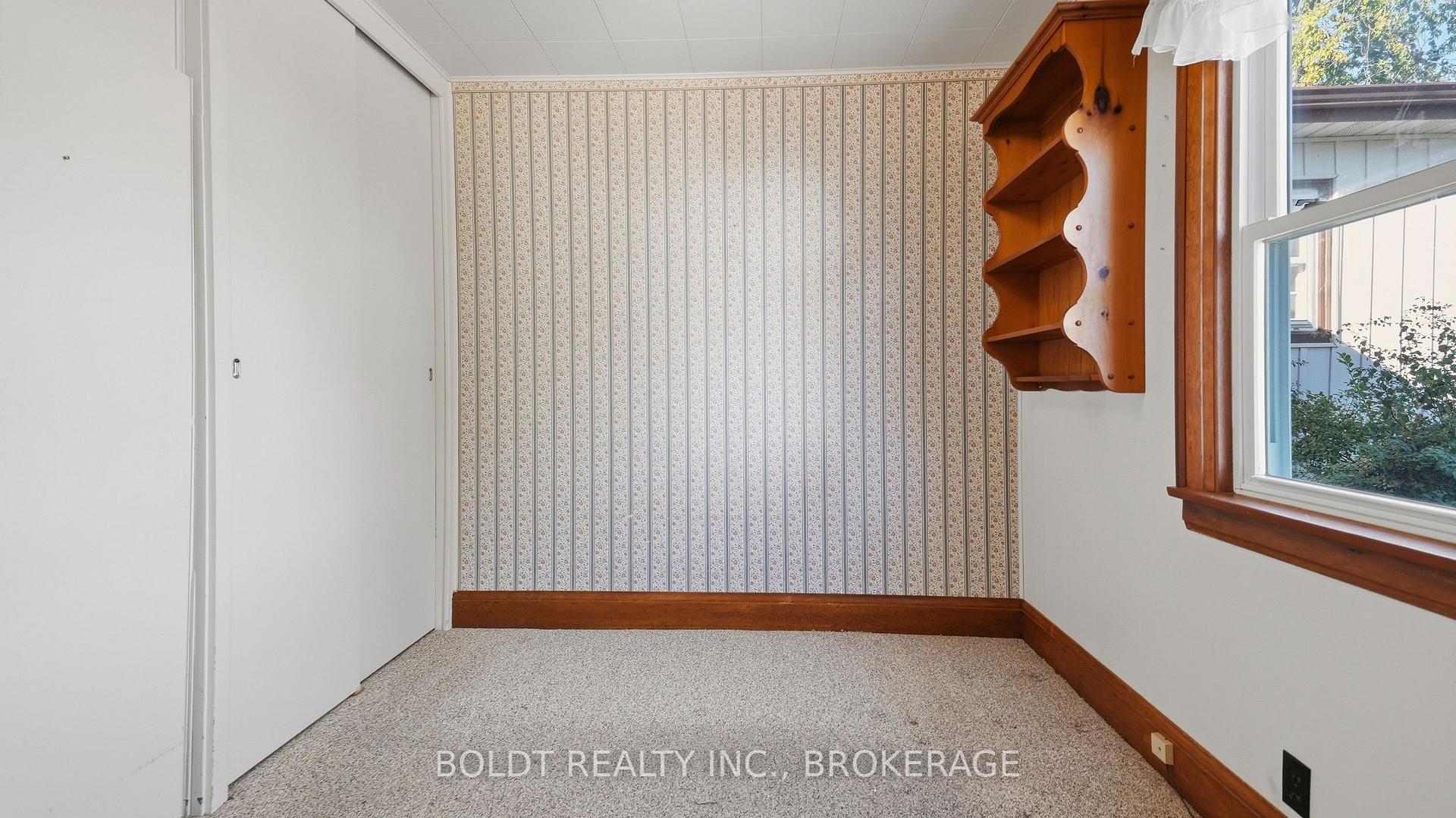 Photo 10 of 86 Rykert Street, St. Catharines, Western Hill — HOMEH
