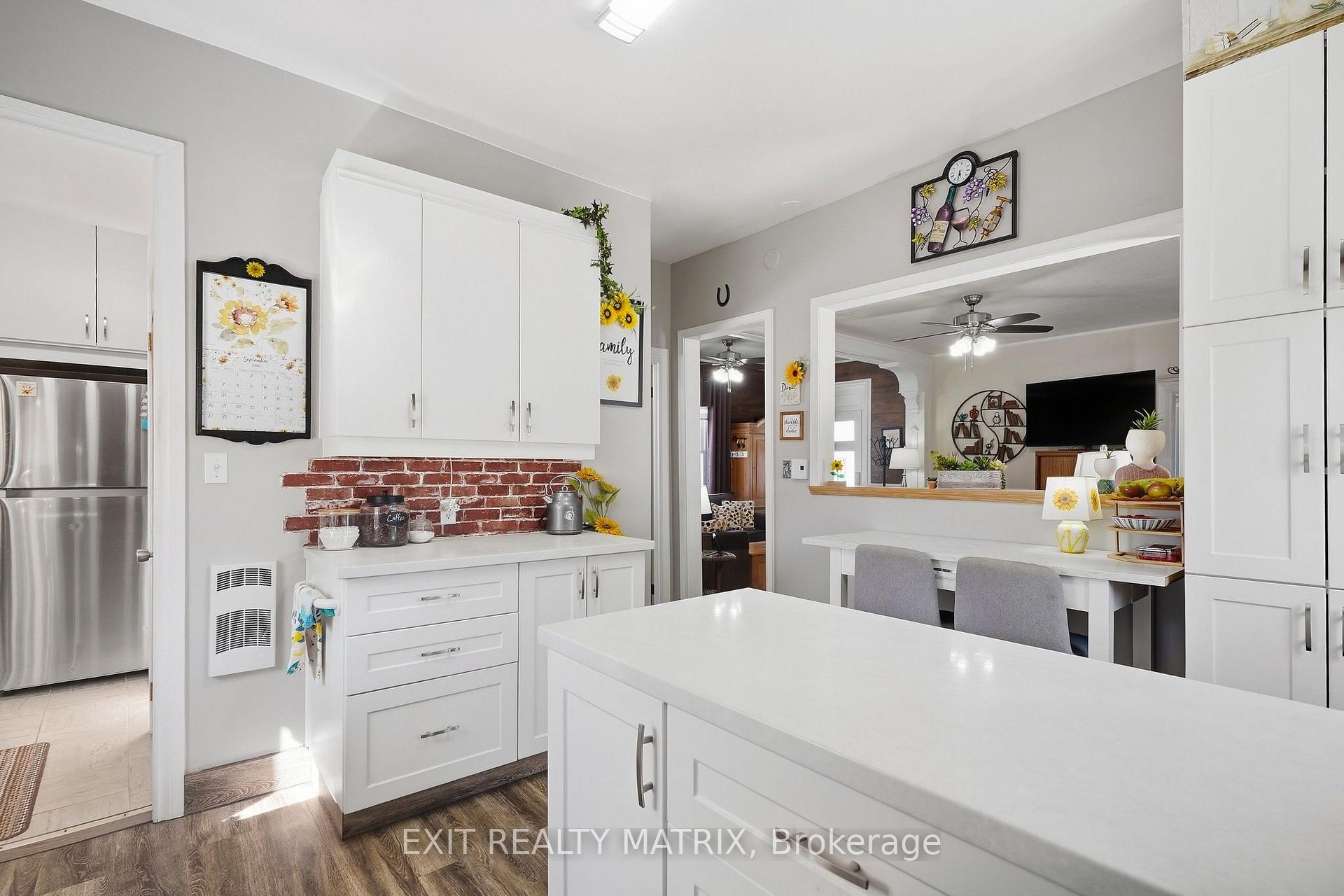 Photo 11 of 20 Spring Street, North Glengarry, Maxville — HOMEH
