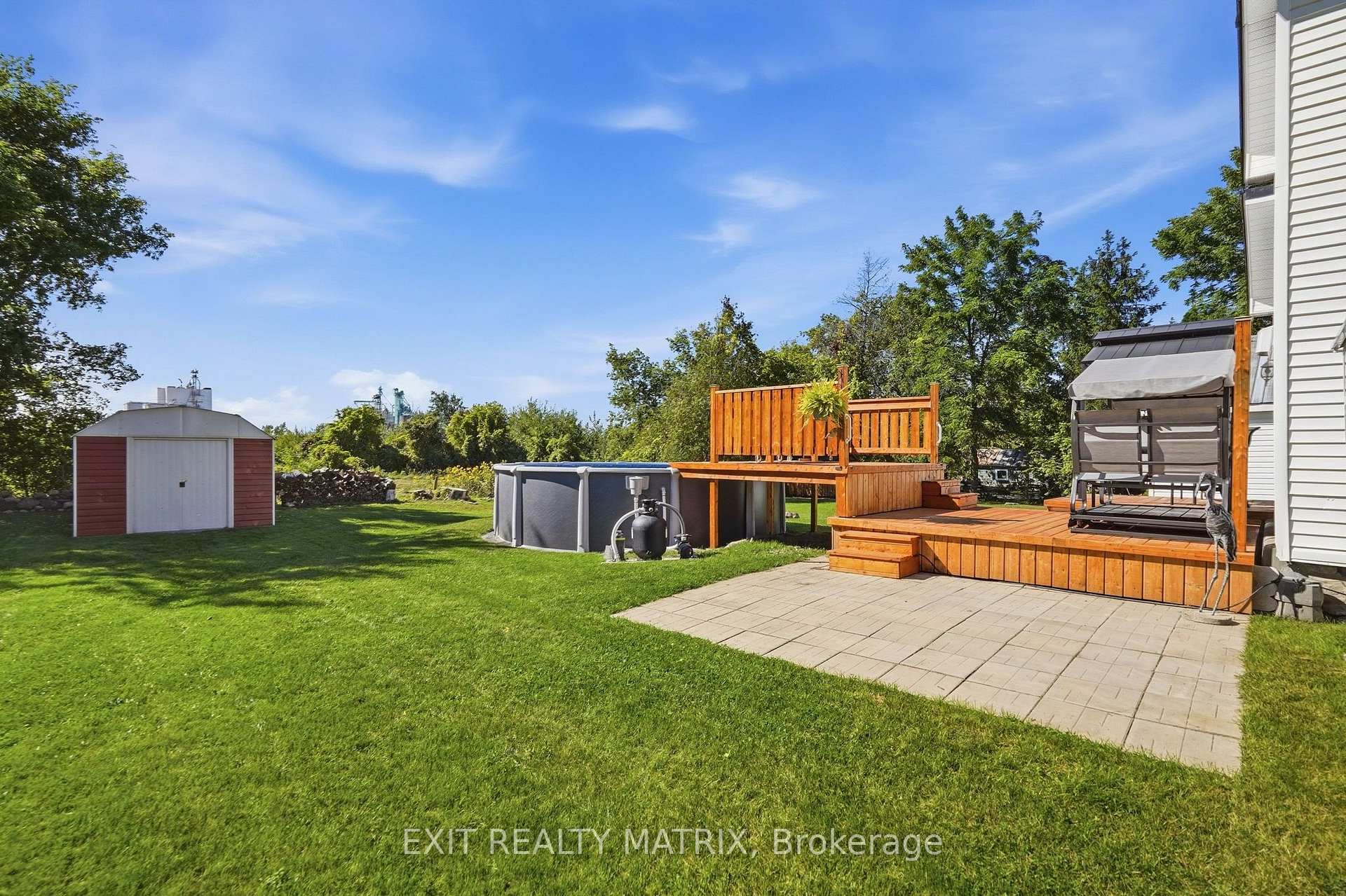 Photo 28 of 20 Spring Street, North Glengarry, Maxville — HOMEH