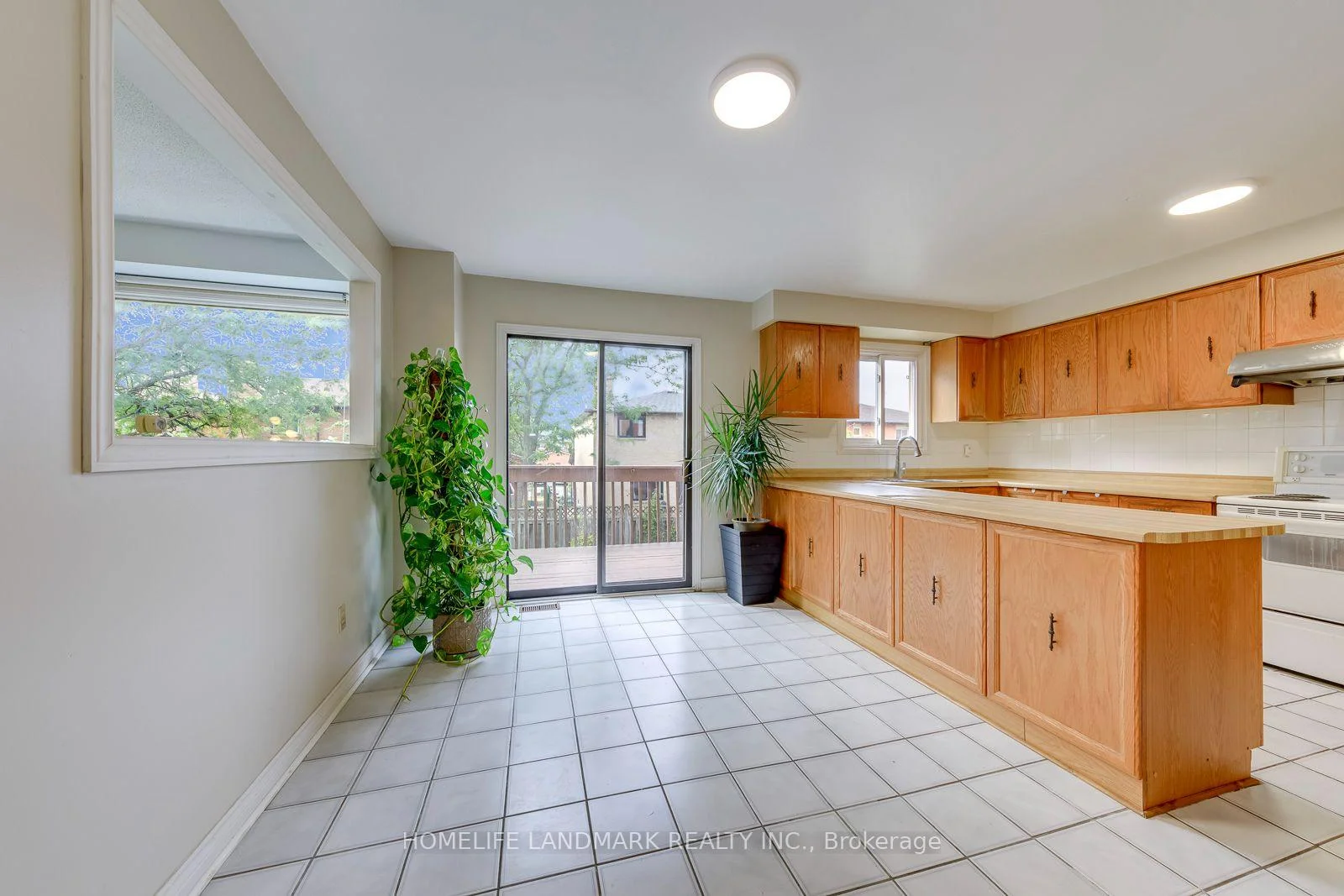 Photo 18 of 6203 Camgreen Circle, Mississauga, East Credit — HOMEH