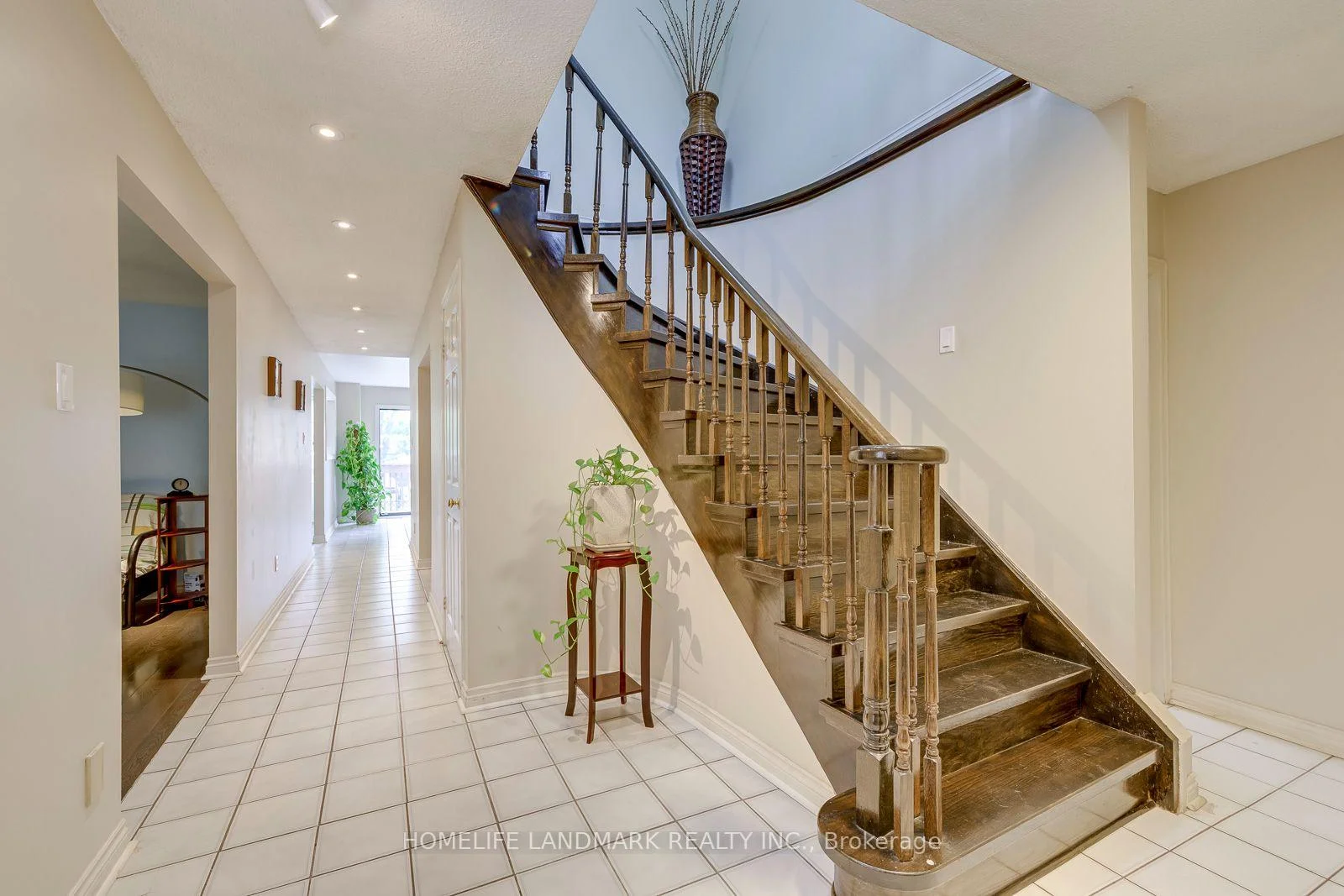 Photo 26 of 6203 Camgreen Circle, Mississauga, East Credit — HOMEH