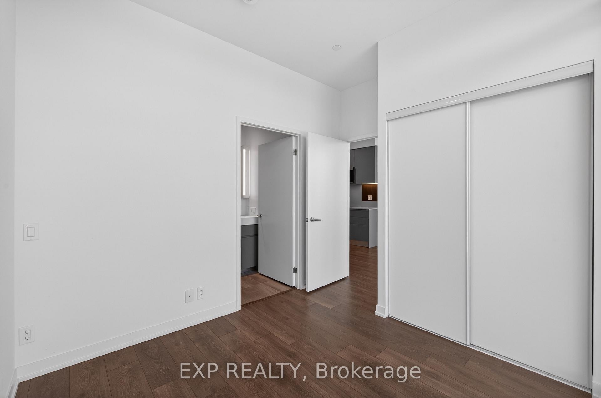 Photo 21 of Unit 1101, 39 Mary Street, Barrie, City Centre — HOMEH