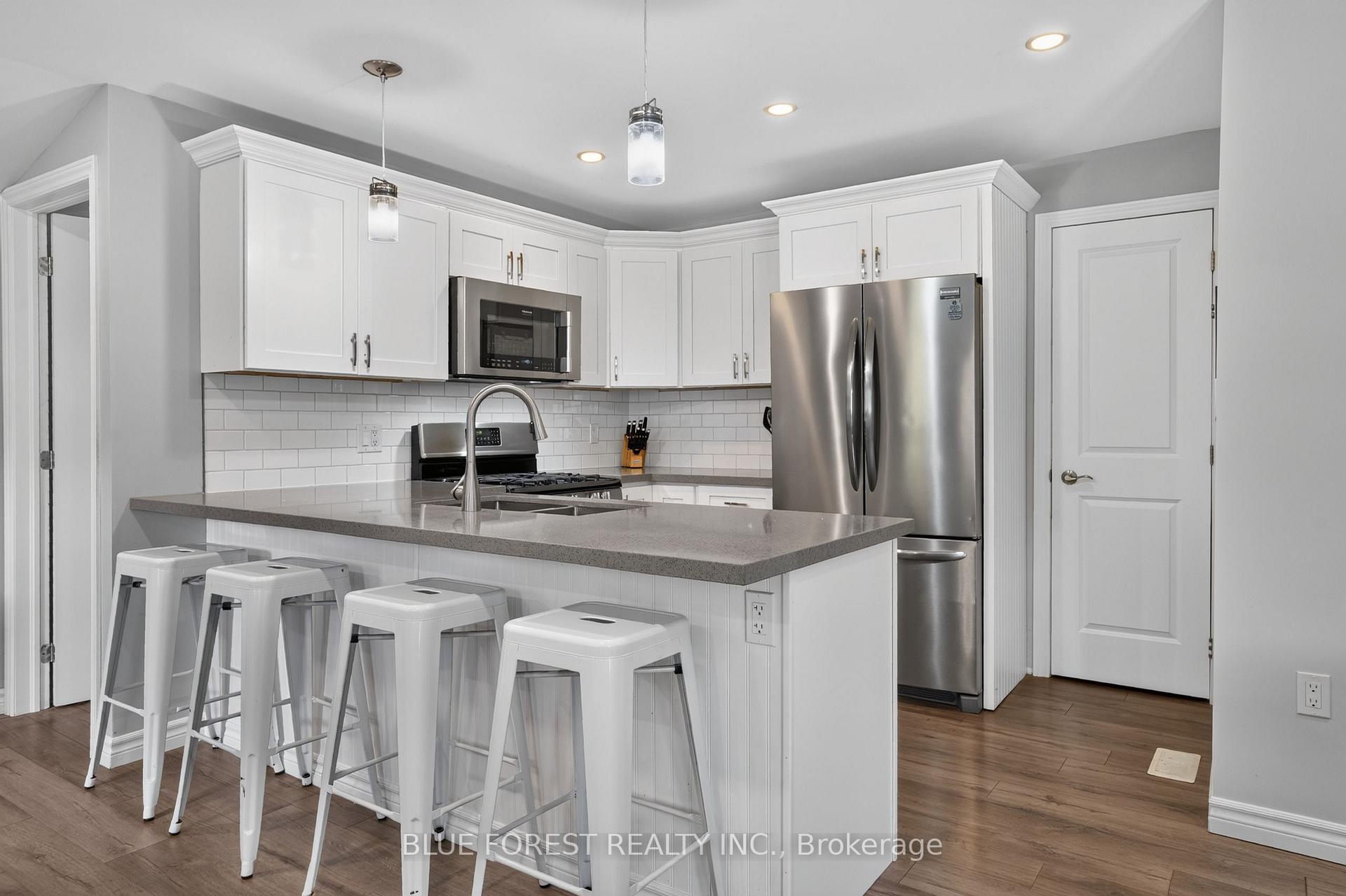 Photo 13 of 264 Furnival Road, West Elgin, Rodney — HOMEH