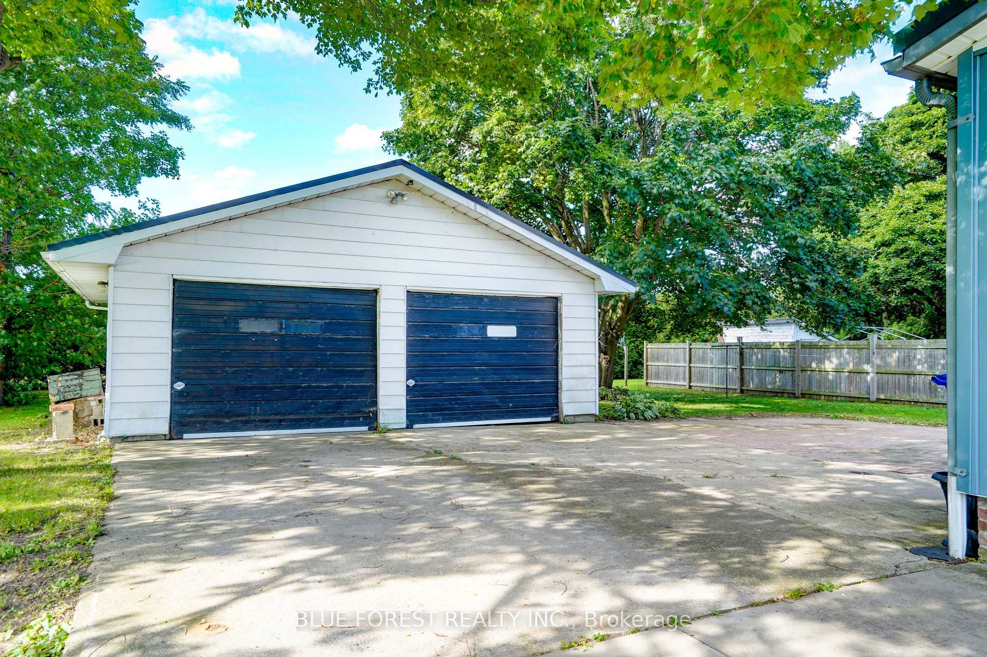 Photo 46 of 264 Furnival Road, West Elgin, Rodney — HOMEH