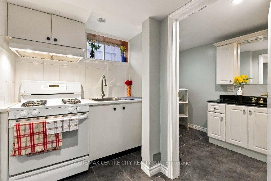Photo 43 of 360 Hale Street, London, East N — HOMEH