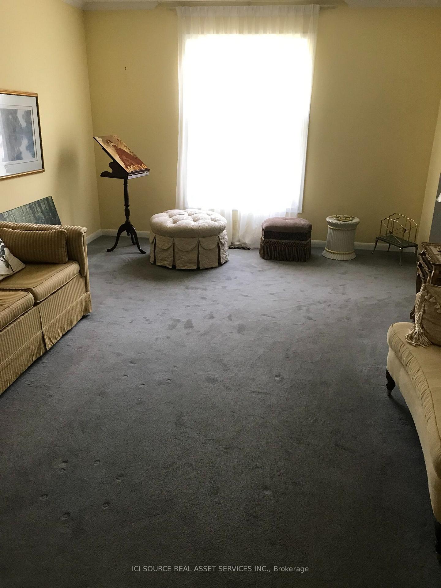 Photo 10 of 14 Robinhood Drive, Hamilton, Dundas — HOMEH