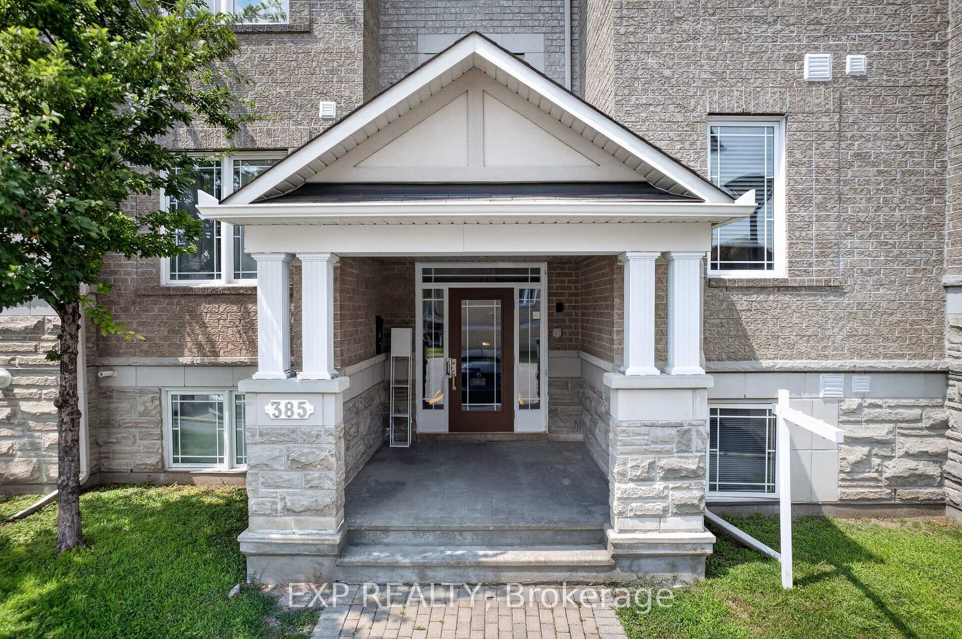 Photo 2 of Unit 4, 385 Paseo Private, Ottawa, Centrepointe — HOMEH