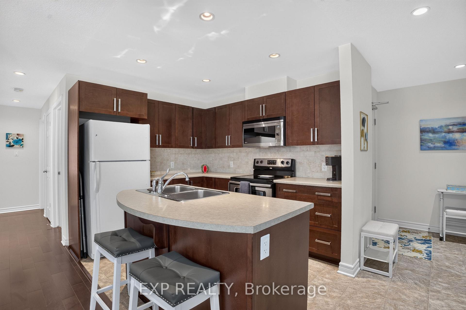 Photo 9 of Unit 4, 385 Paseo Private, Ottawa, Centrepointe — HOMEH