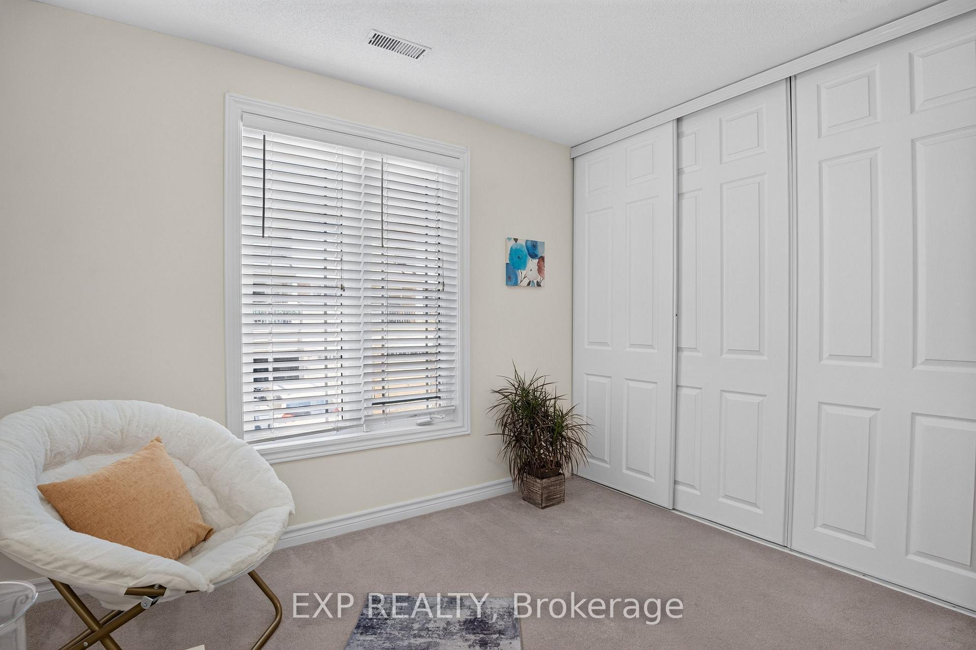 Photo 18 of Unit 4, 385 Paseo Private, Ottawa, Centrepointe — HOMEH