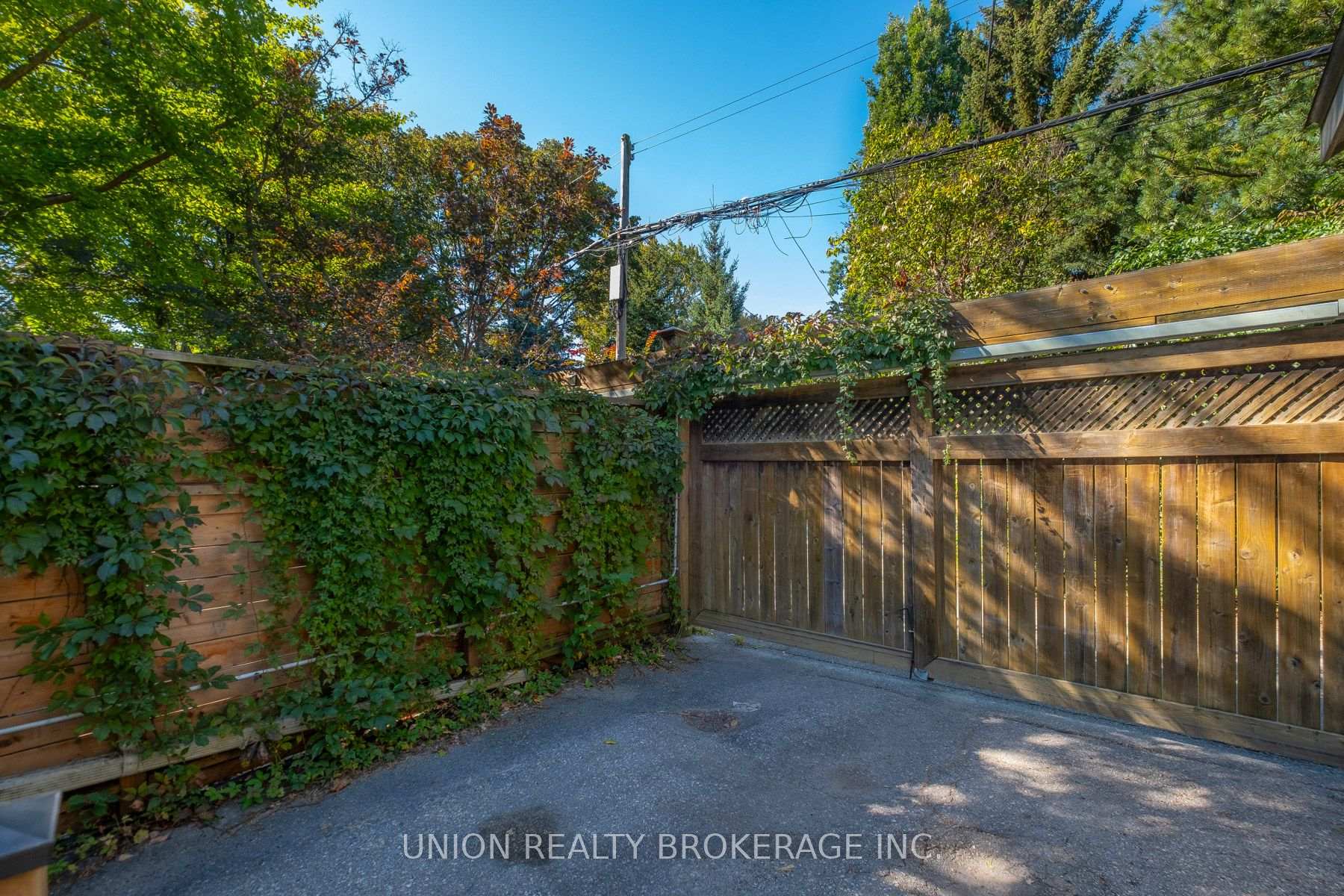 Photo 26 of 62 Bertmount Avenue, Toronto, South Riverdale — HOMEH