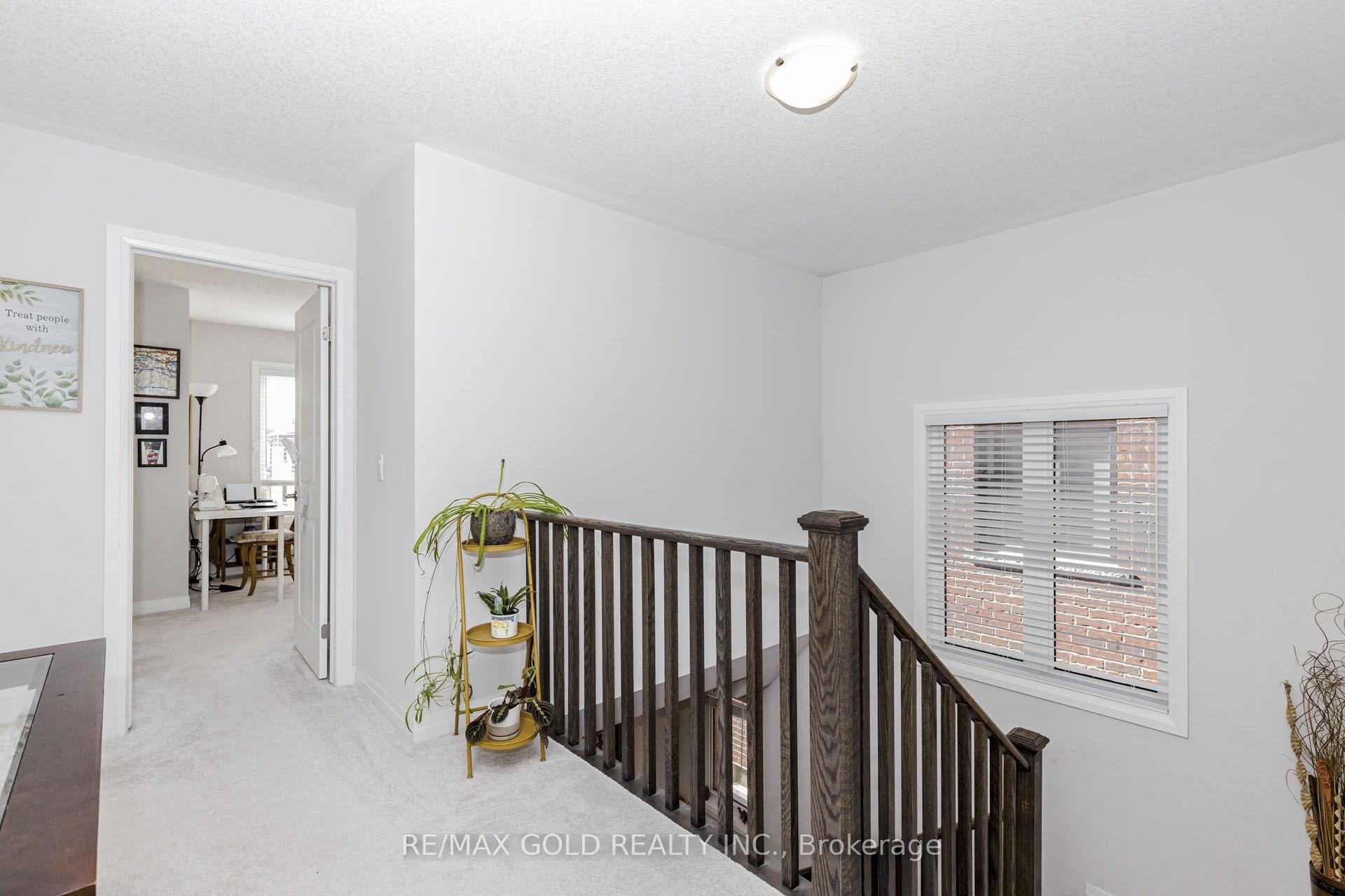Photo 18 of 184 Leslie Davis Street, North Dumfries, Ayr — HOMEH