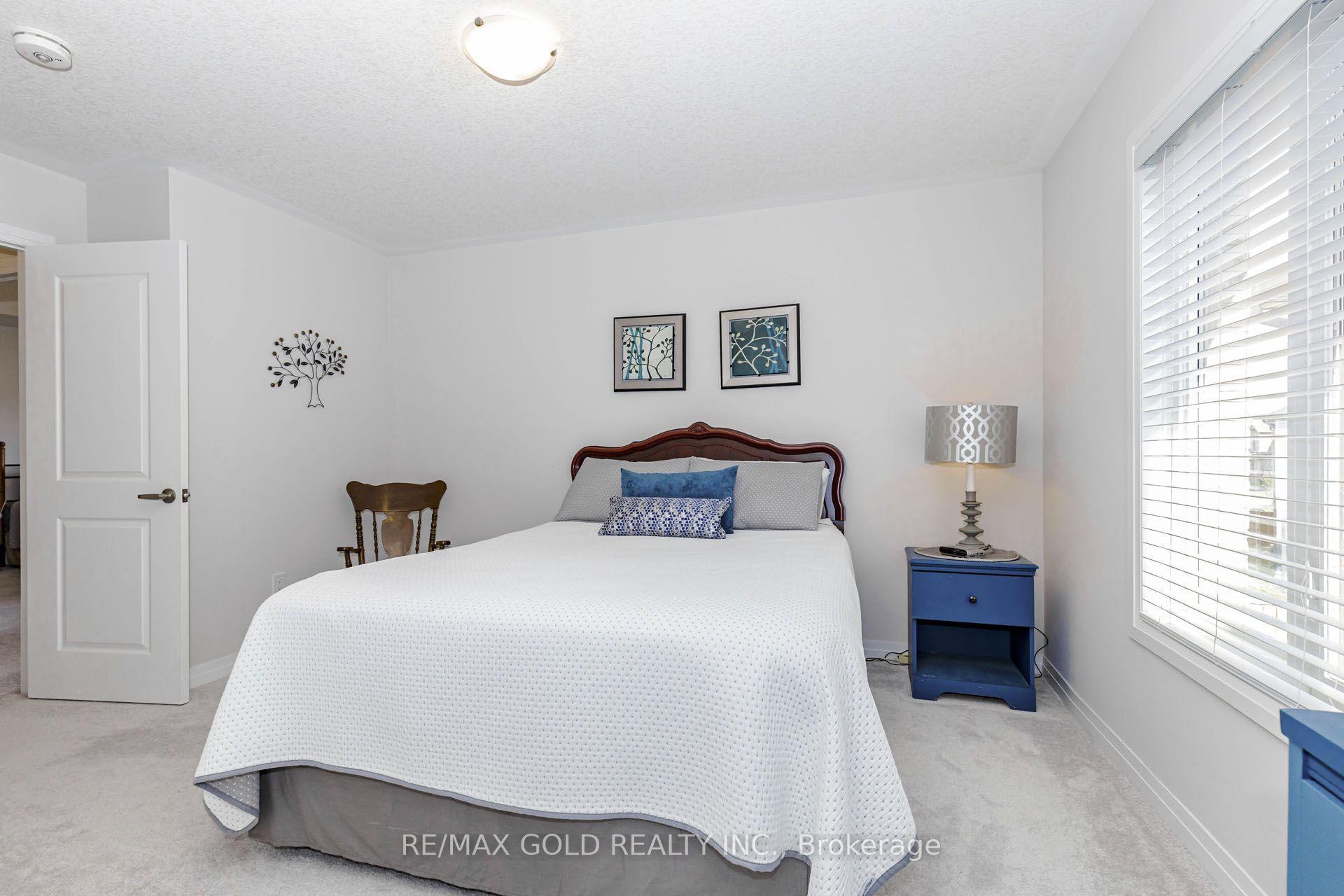 Photo 29 of 184 Leslie Davis Street, North Dumfries, Ayr — HOMEH