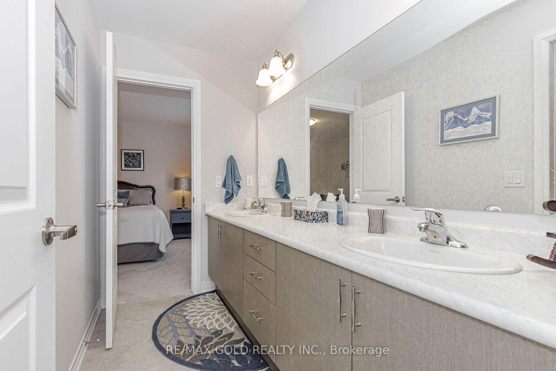 Photo 32 of 184 Leslie Davis Street, North Dumfries, Ayr — HOMEH