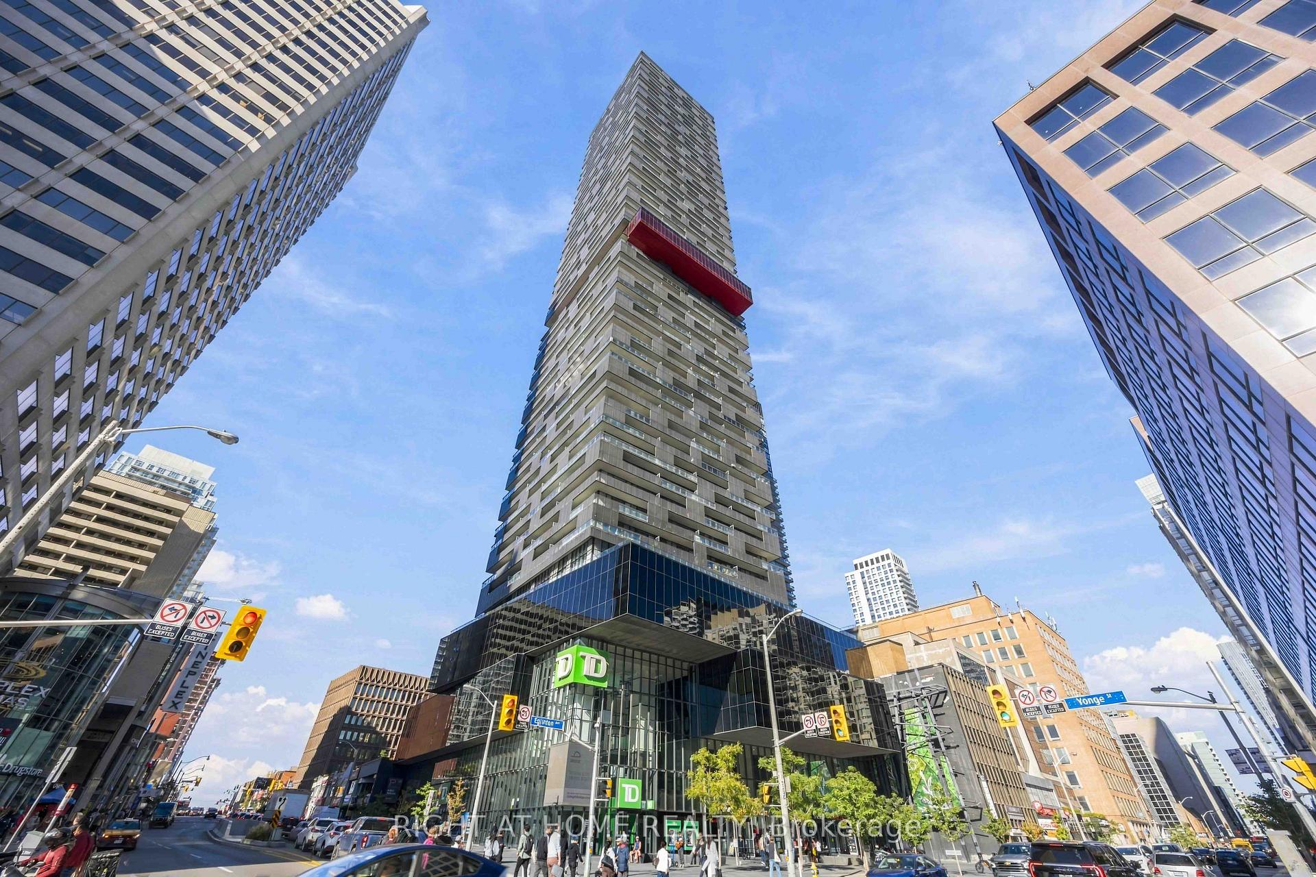 Photo 1 of Unit 5002, 8 Eglinton Avenue E, Toronto, Mount Pleasant West — HOMEH