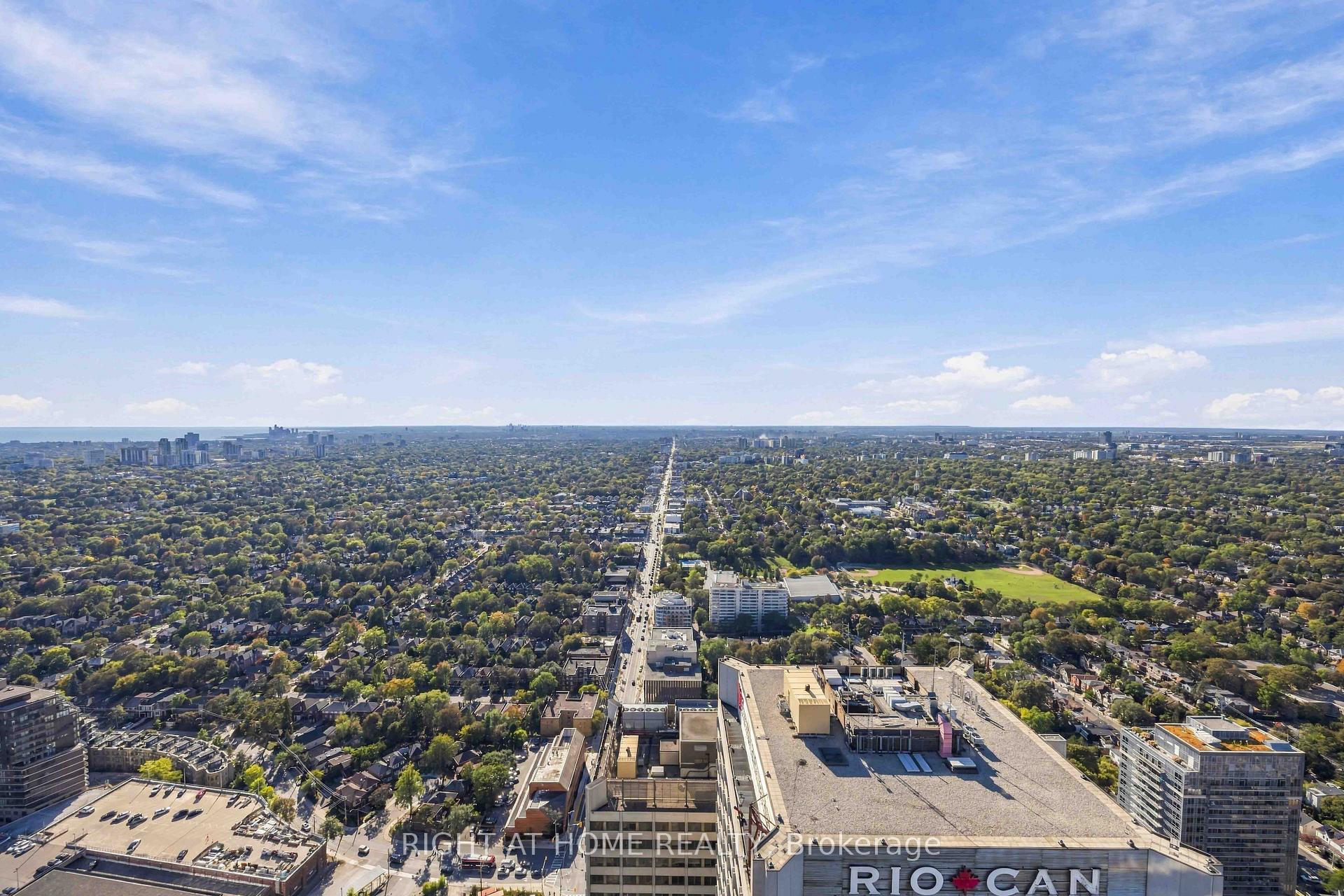 Photo 25 of Unit 5002, 8 Eglinton Avenue E, Toronto, Mount Pleasant West — HOMEH