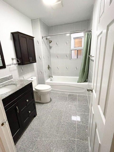 Photo 15 of 606 Coxwell Avenue, Toronto, Greenwood-Coxwell — HOMEH