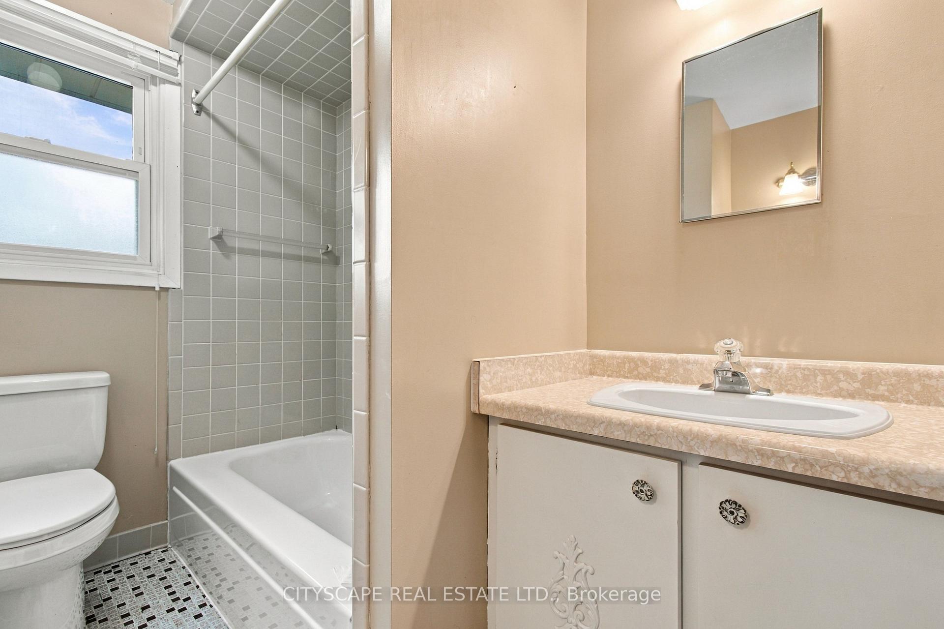 Photo 23 of 9966 Asgard Road, Windsor — HOMEH