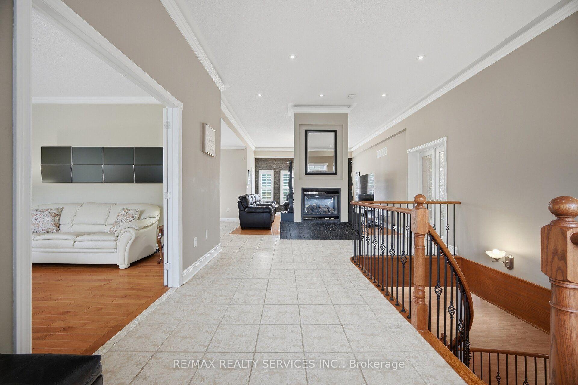 Photo 15 of 8910 Creditview Road, Brampton, Credit Valley — HOMEH