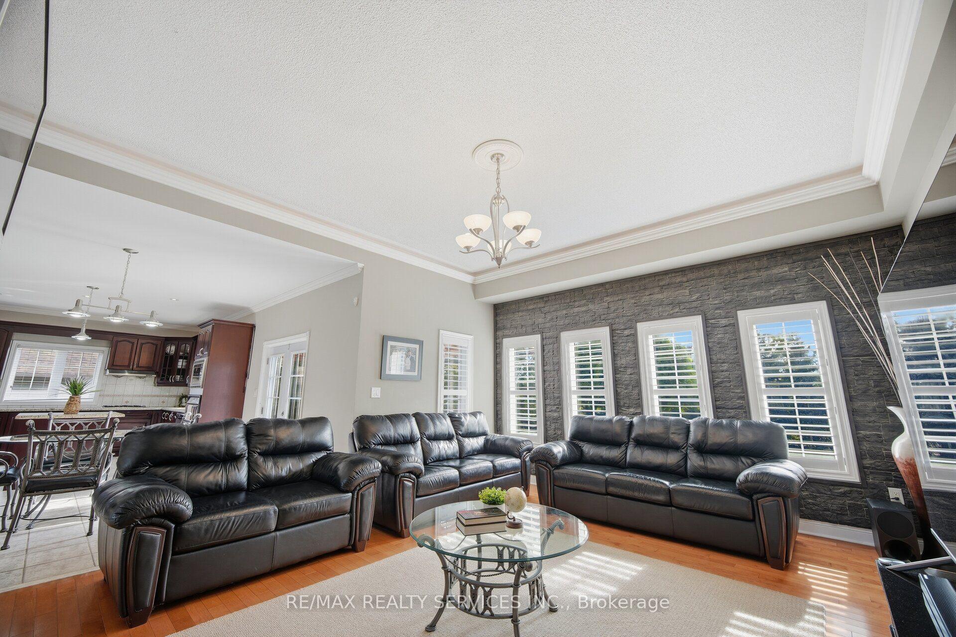 Photo 54 of 8910 Creditview Road, Brampton, Credit Valley — HOMEH