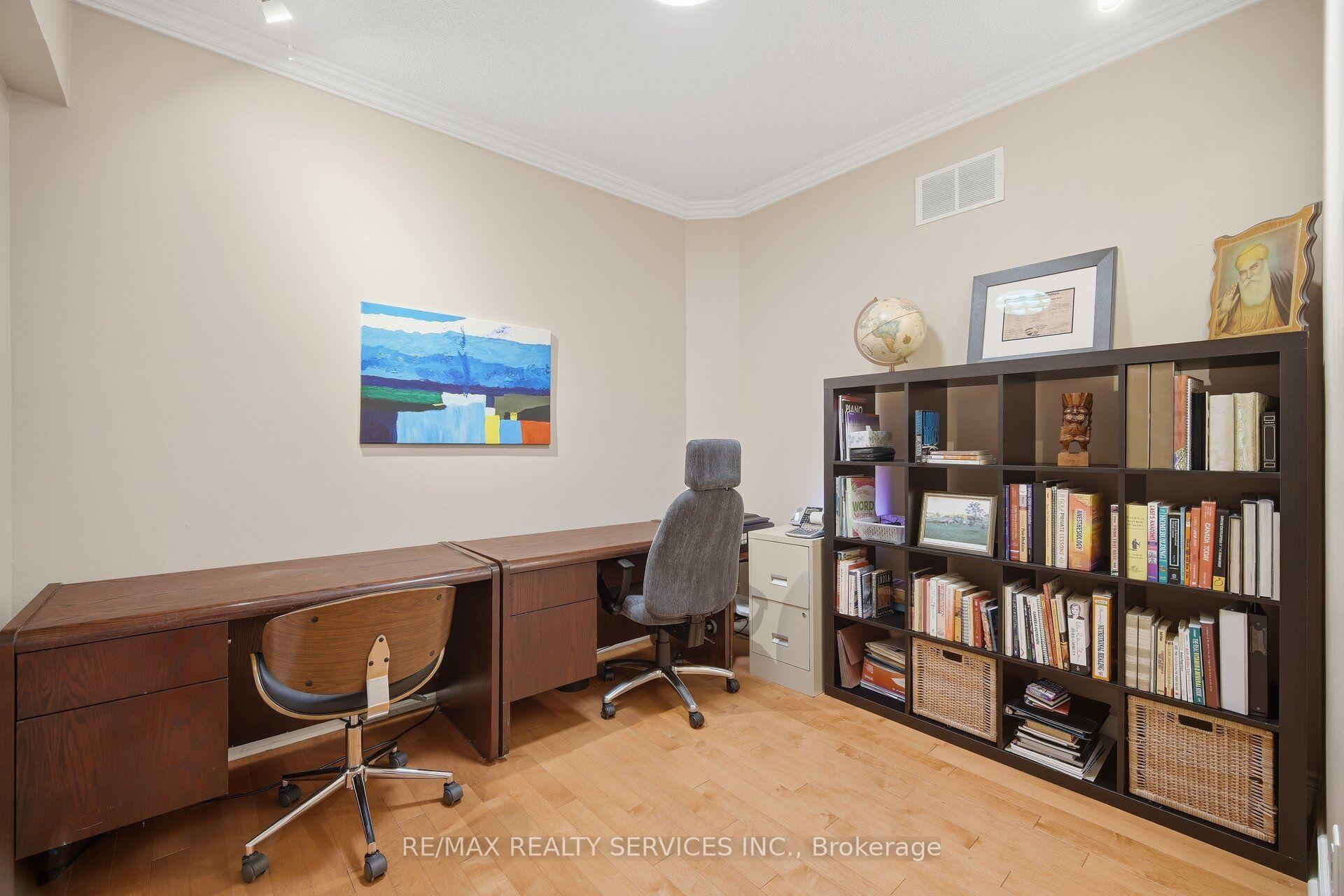 Photo 56 of 8910 Creditview Road, Brampton, Credit Valley — HOMEH