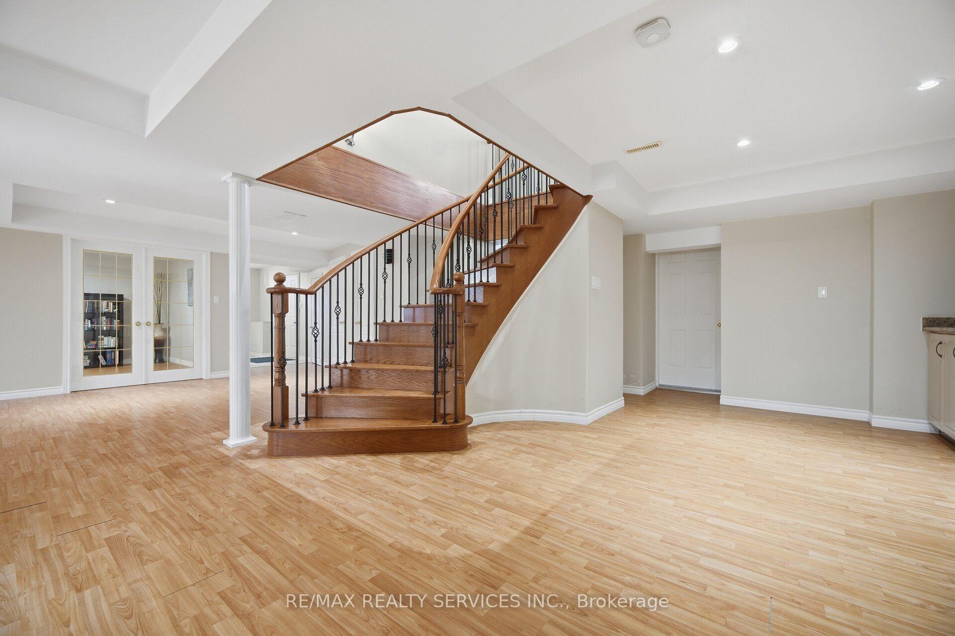 Photo 67 of 8910 Creditview Road, Brampton, Credit Valley — HOMEH