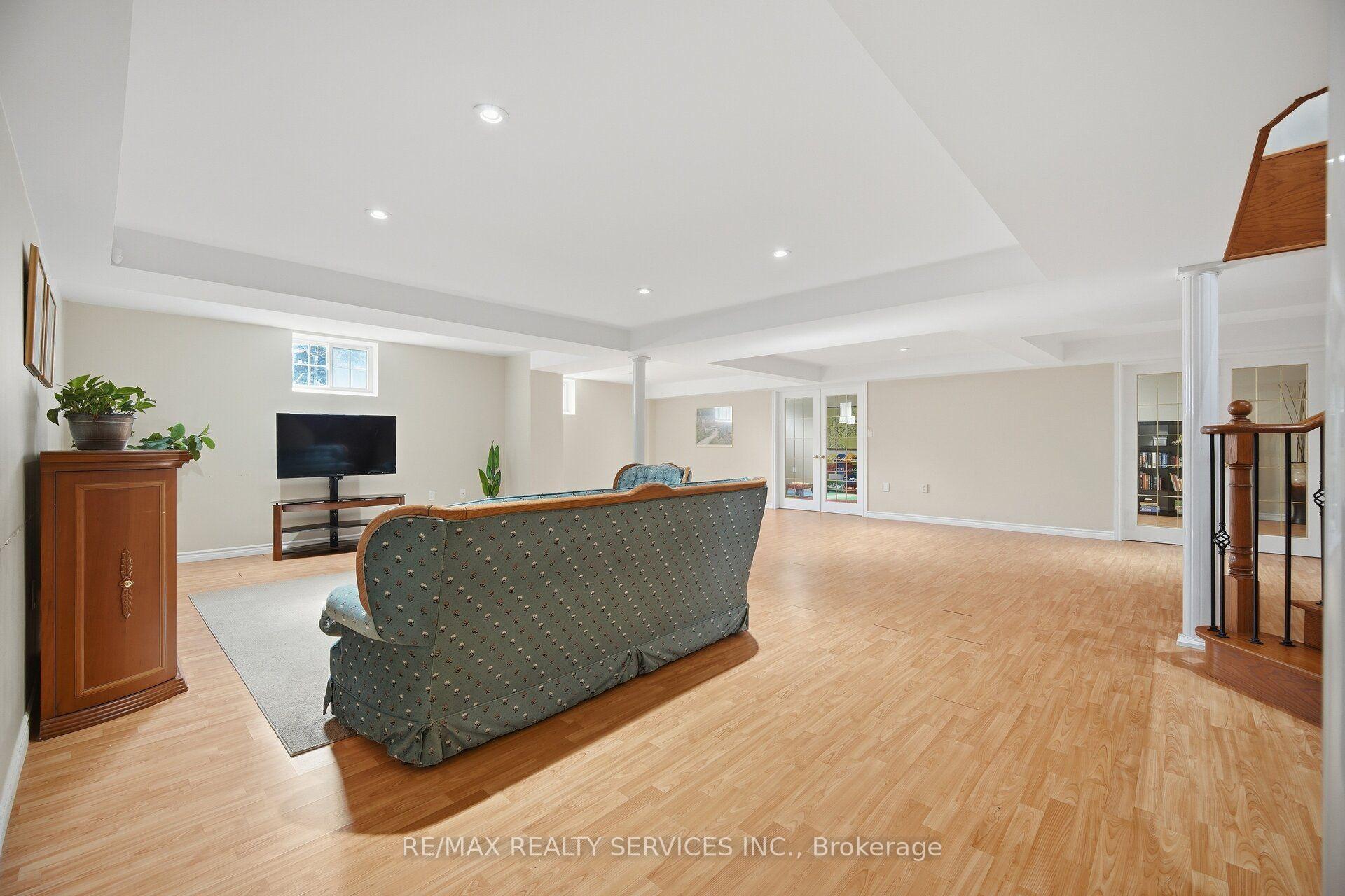 Photo 69 of 8910 Creditview Road, Brampton, Credit Valley — HOMEH